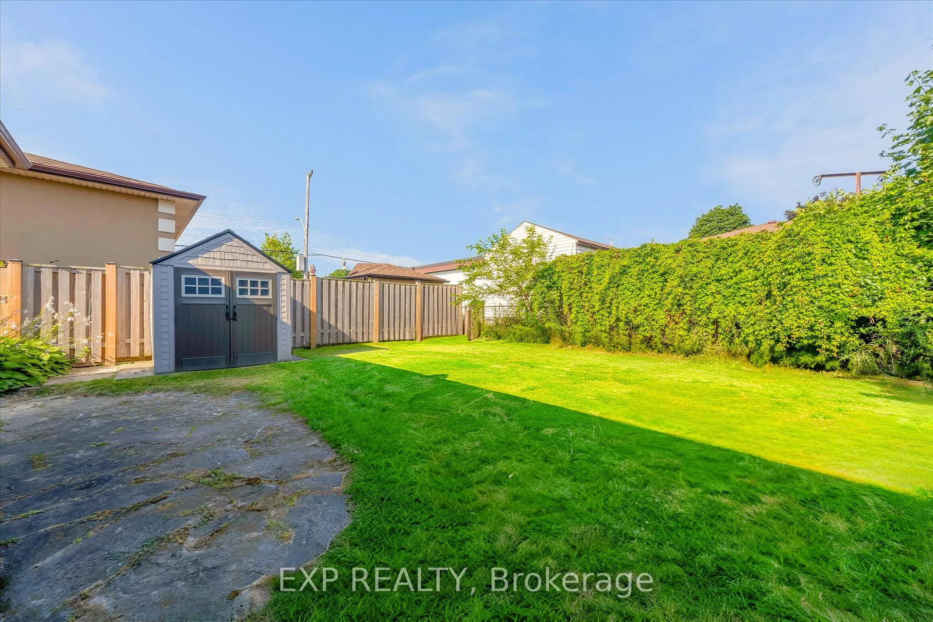 Photo 34 of 56 Moxley Drive, Hamilton, Lisgar — HOMEH