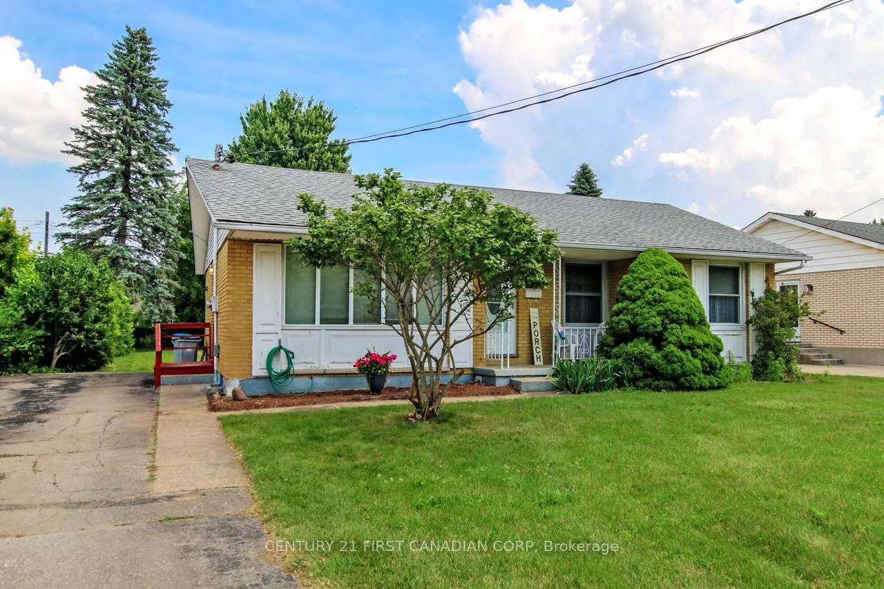 Photo 2 of 373 Beattie Street, Strathroy-Caradoc, SW — HOMEH
