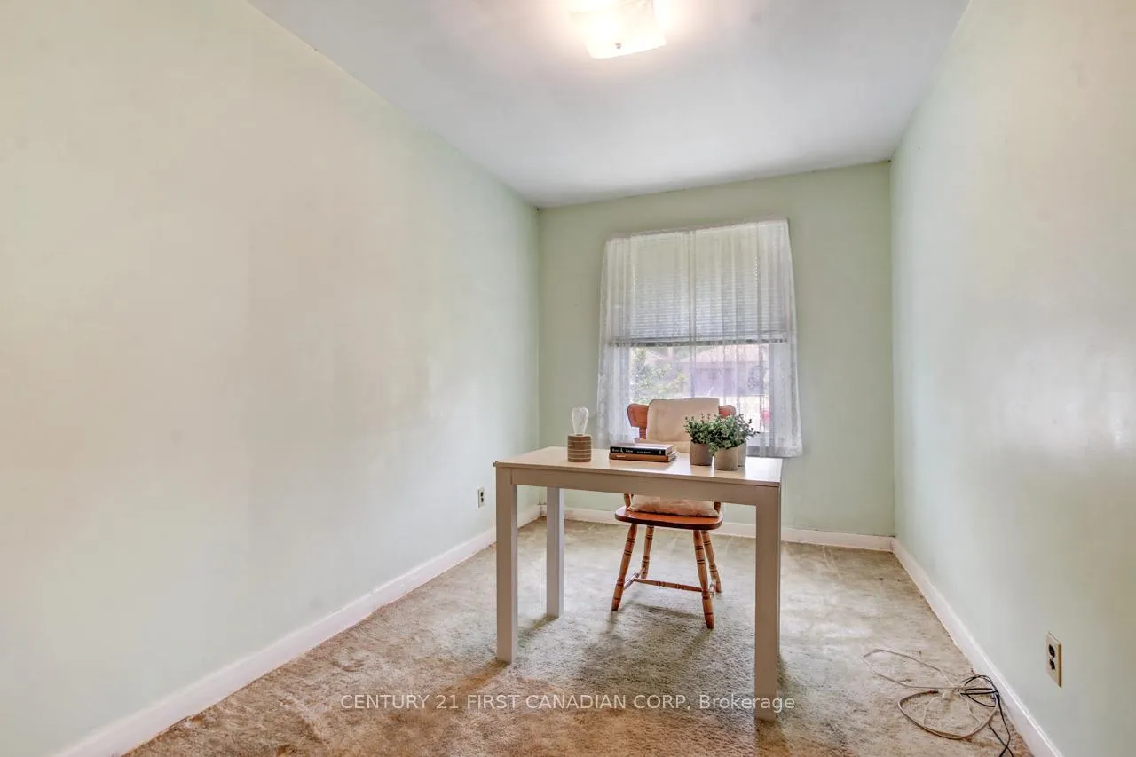 Photo 8 of 373 Beattie Street, Strathroy-Caradoc, SW — HOMEH
