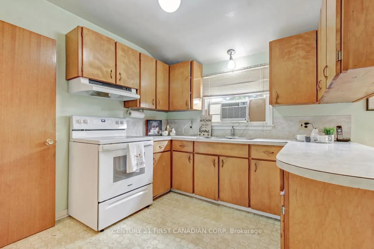 Photo 11 of 373 Beattie Street, Strathroy-Caradoc, SW — HOMEH