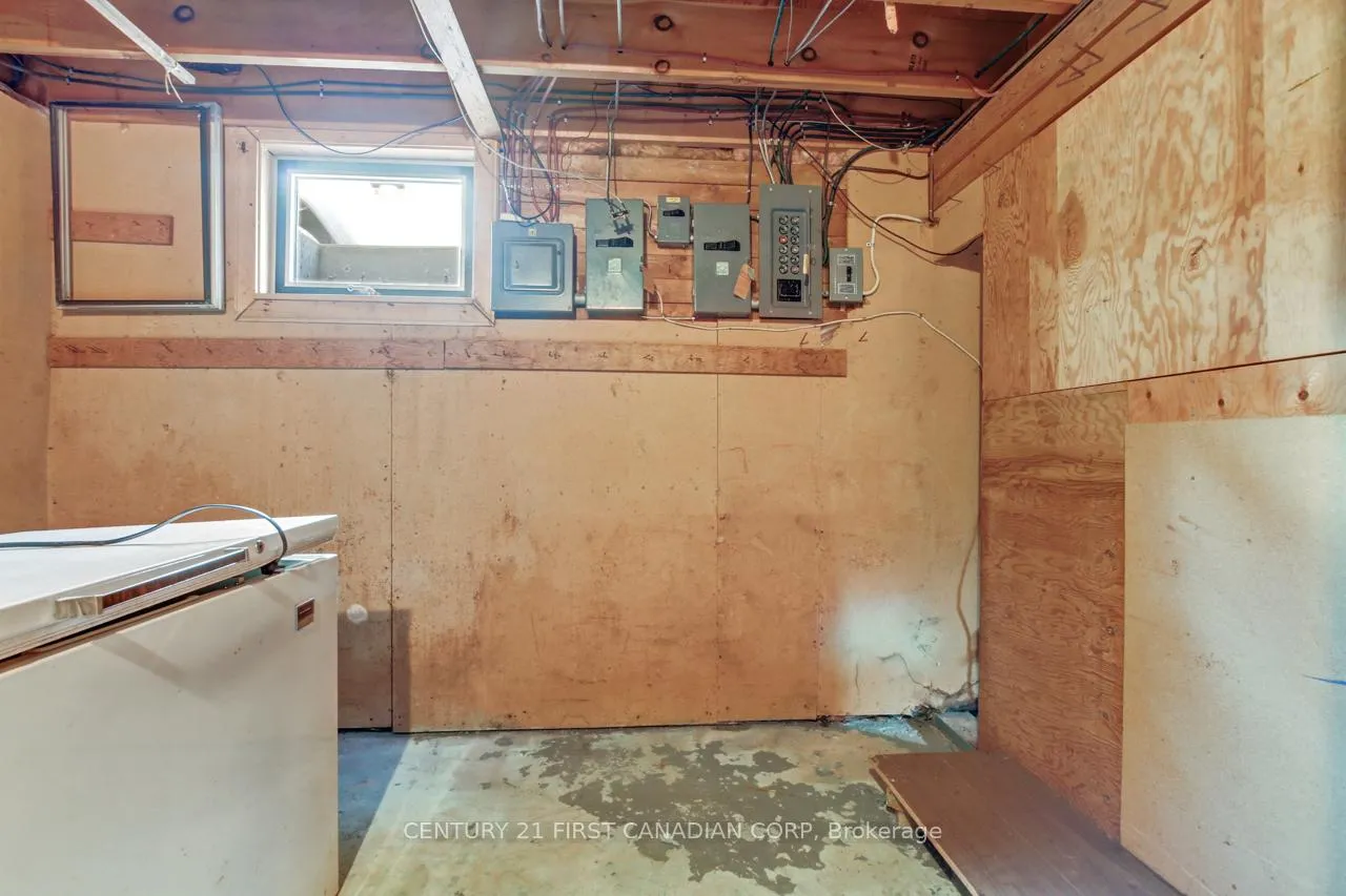 Photo 16 of 373 Beattie Street, Strathroy-Caradoc, SW — HOMEH