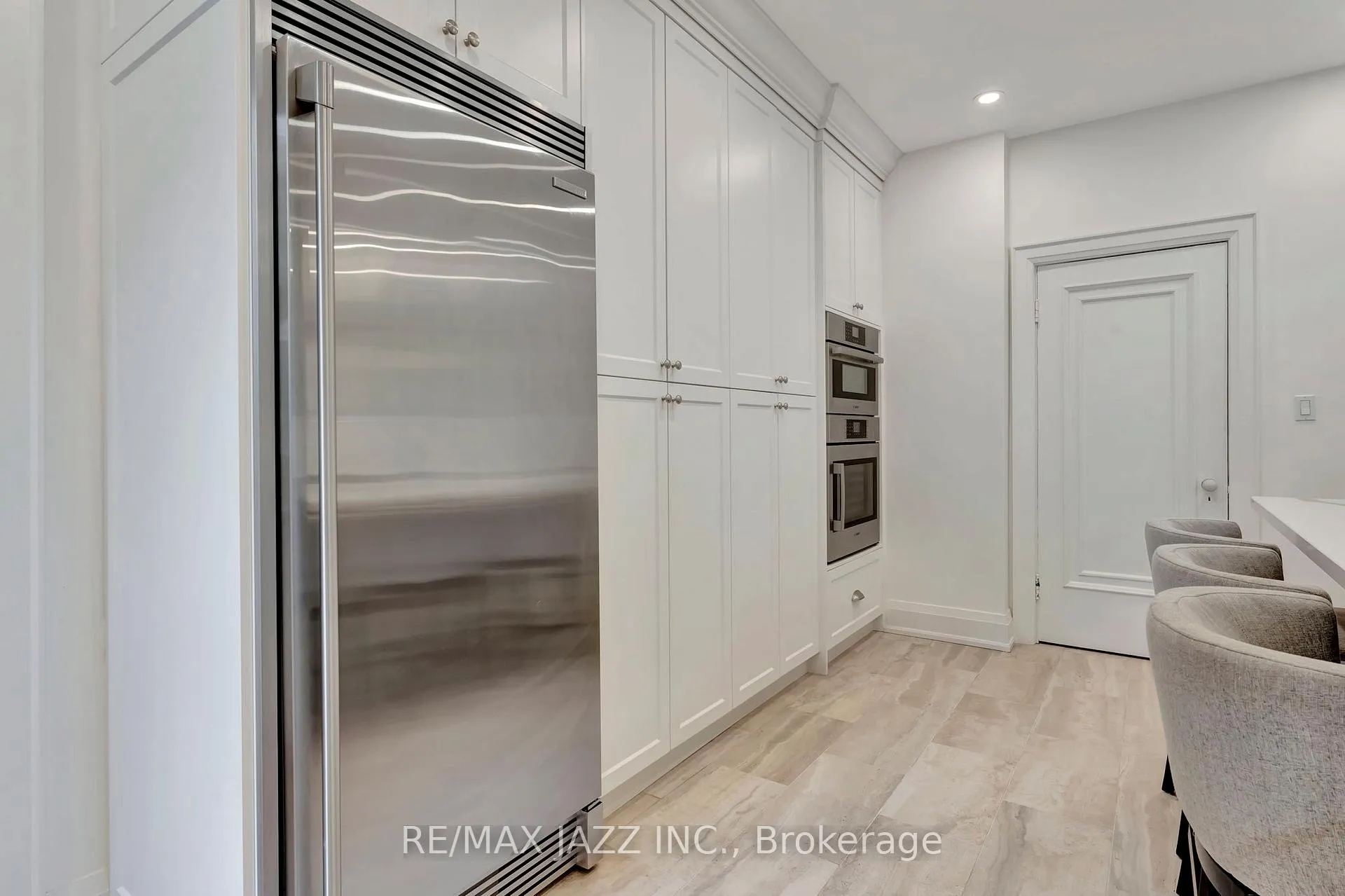 Photo 14 of 407 Queen Street S, Hamilton, Durand — HOMEH