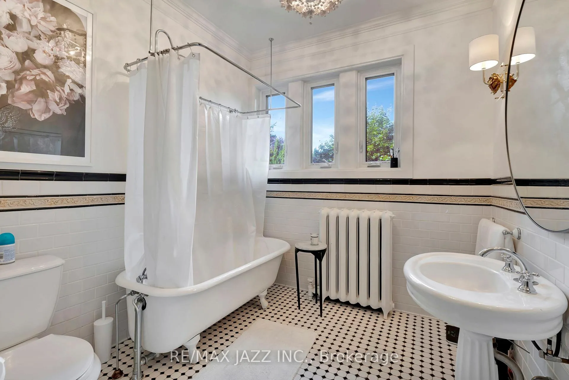 Photo 34 of 407 Queen Street S, Hamilton, Durand — HOMEH