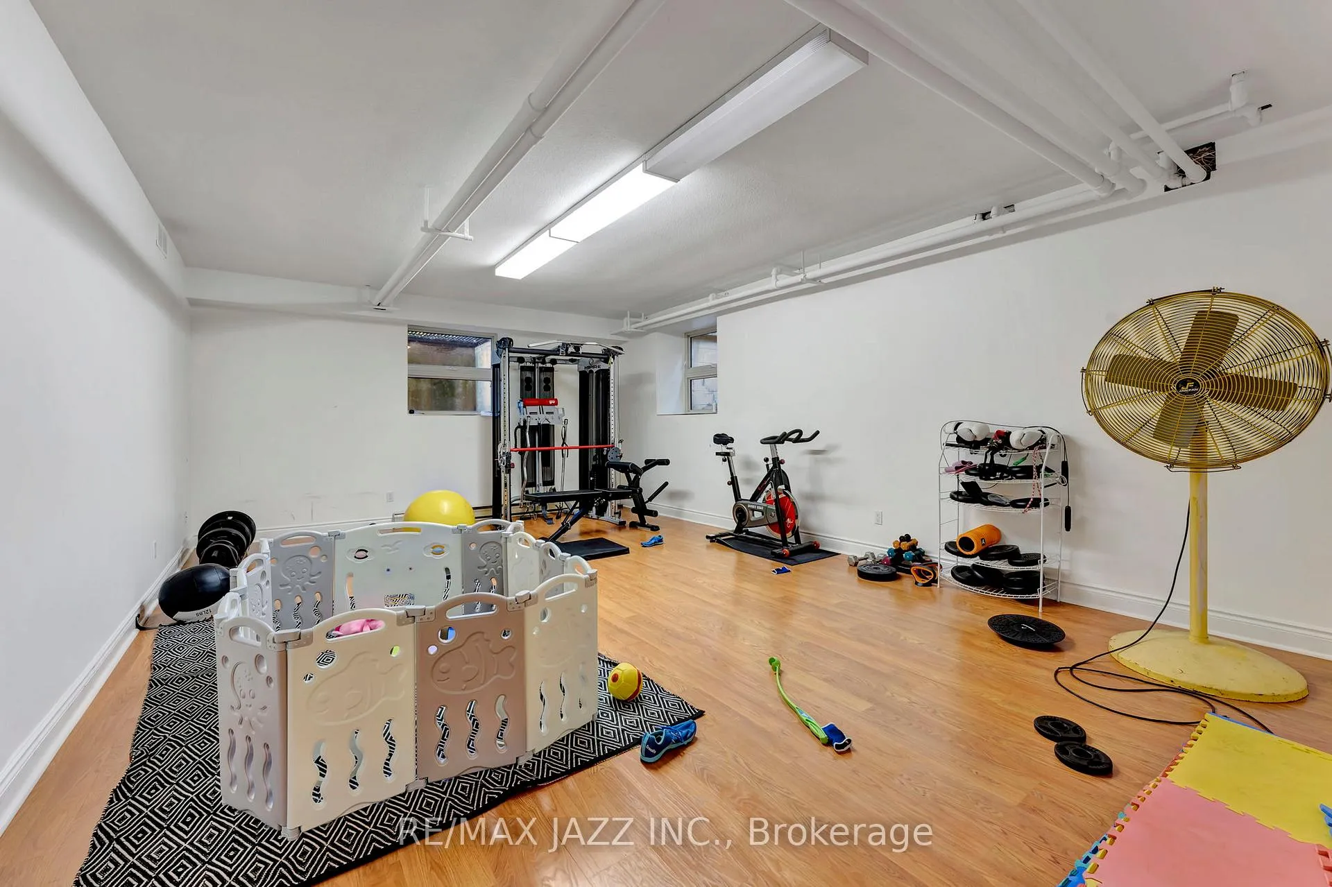 Photo 39 of 407 Queen Street S, Hamilton, Durand — HOMEH