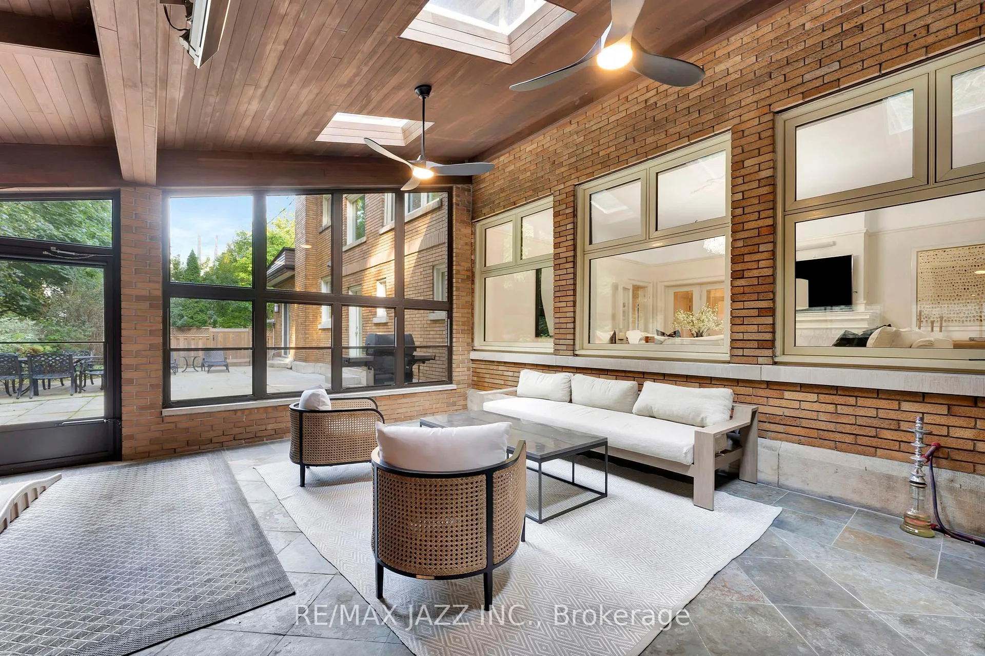 Photo 40 of 407 Queen Street S, Hamilton, Durand — HOMEH