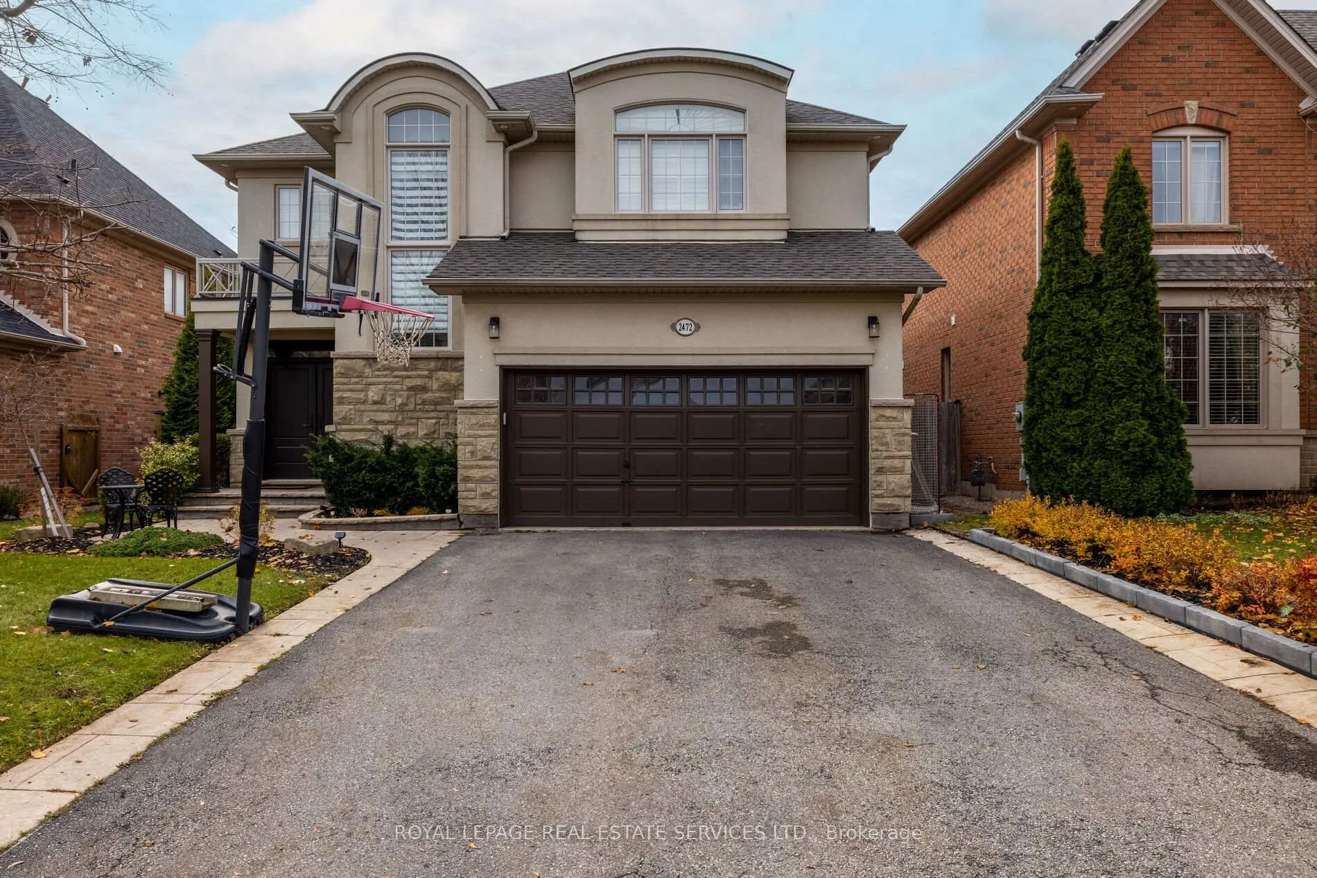 Photo 2 of 2472 Chaplin Road, Oakville, Joshua Creek — HOMEH