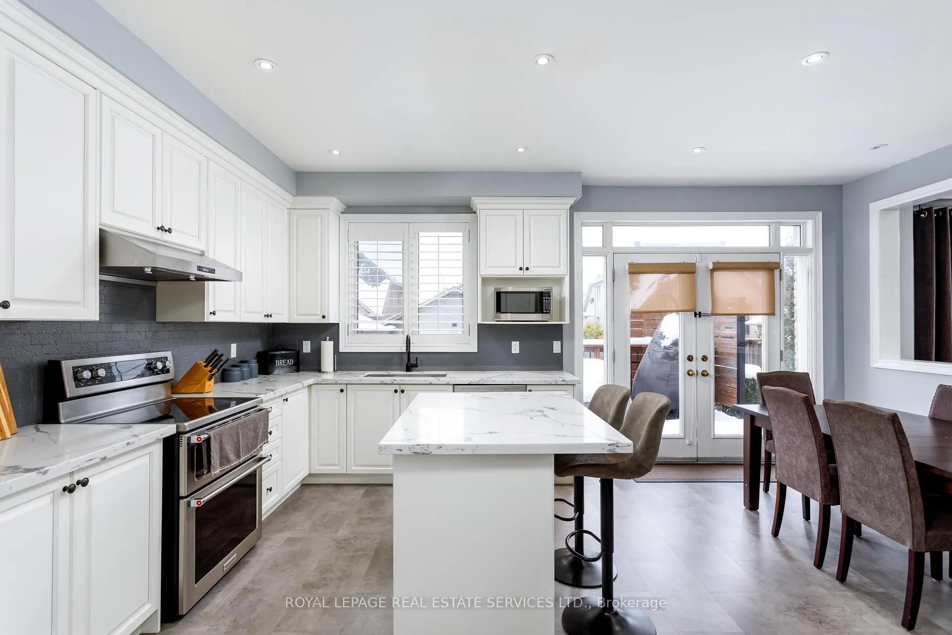 Photo 7 of 2472 Chaplin Road, Oakville, Joshua Creek — HOMEH