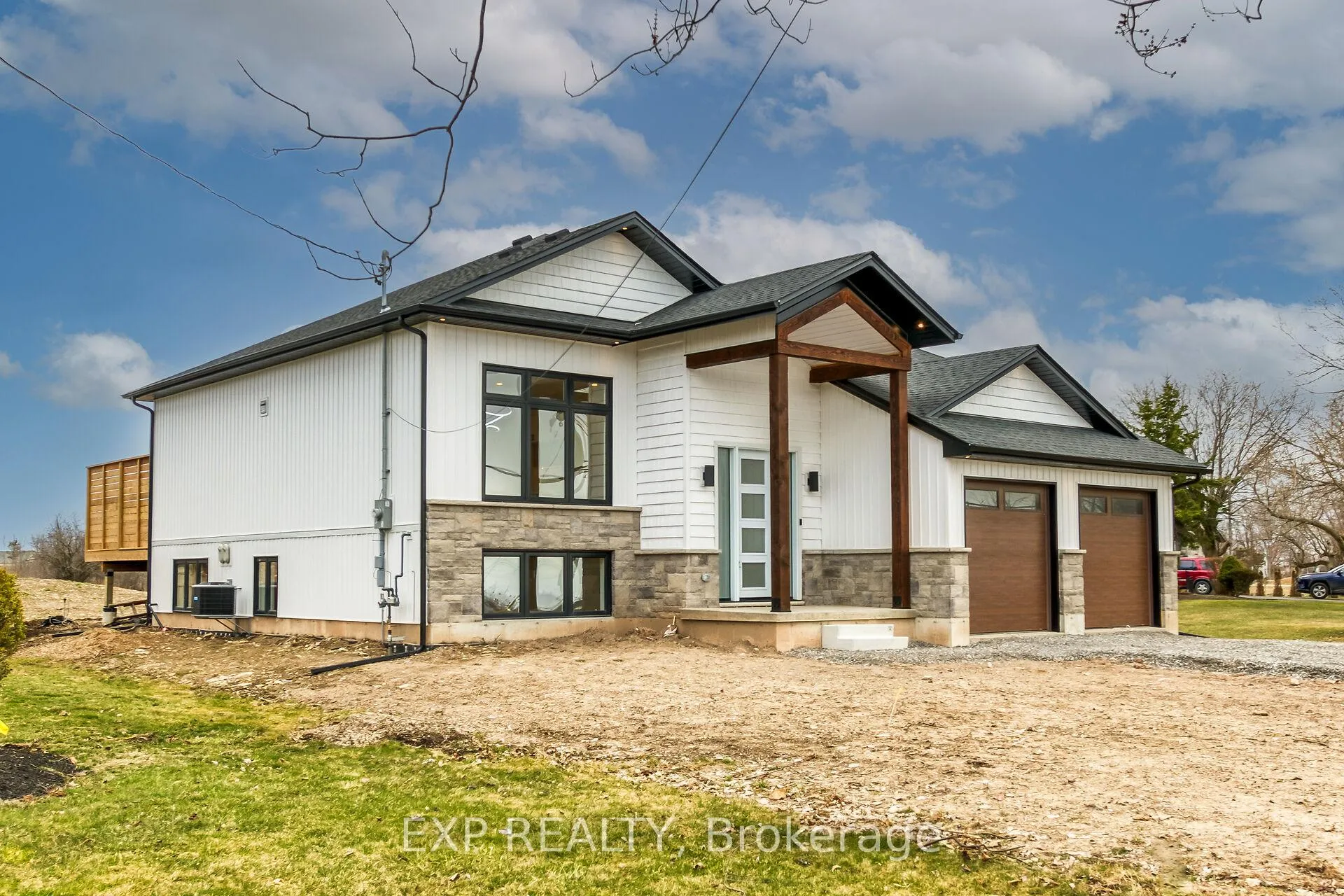 Photo 3 of 434 Concession 2 Road, Port Colborne, Bethel — HOMEH