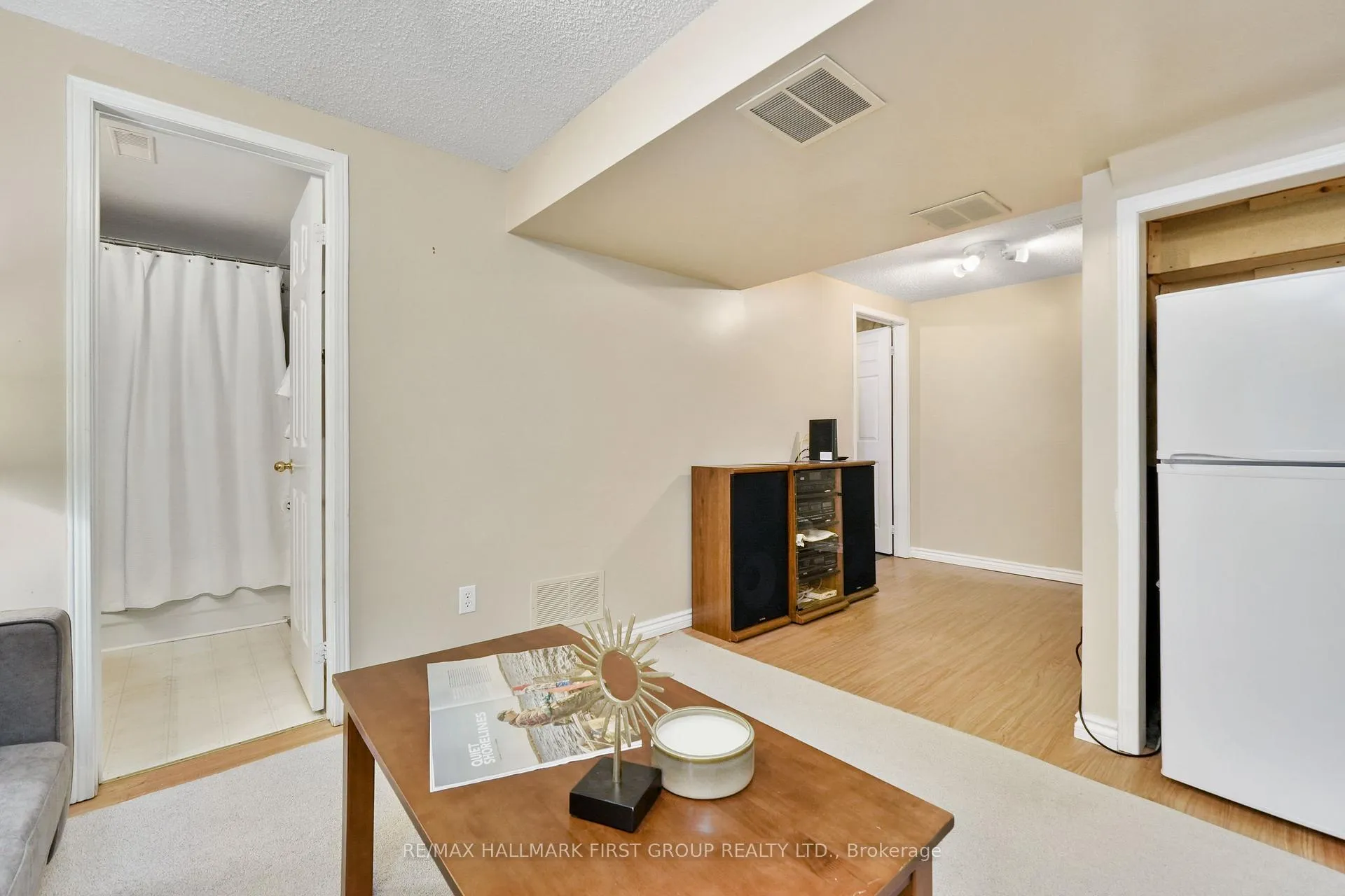 Photo 22 of 993 Fraser Court, Cobourg — HOMEH