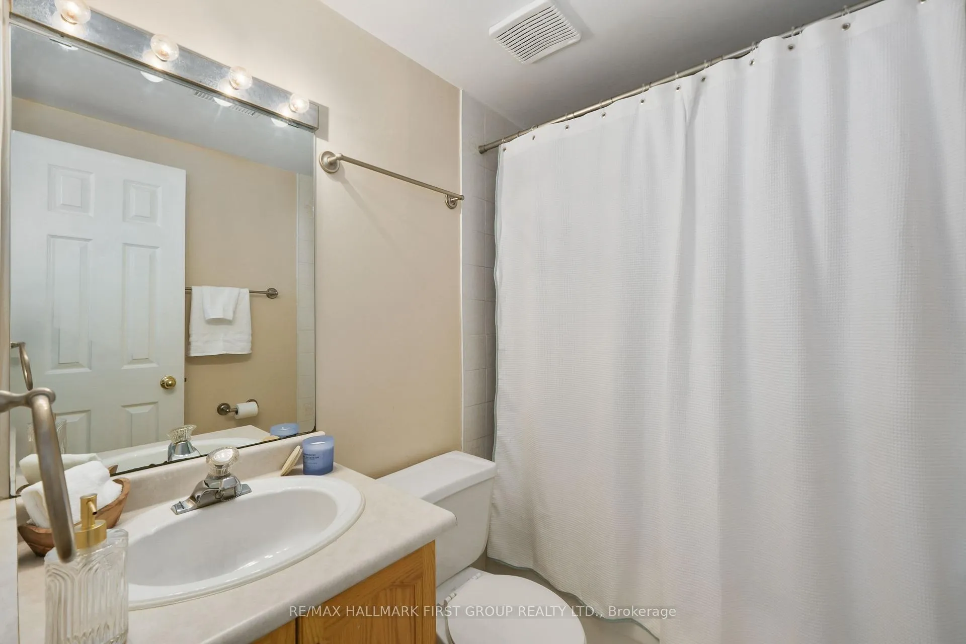 Photo 23 of 993 Fraser Court, Cobourg — HOMEH