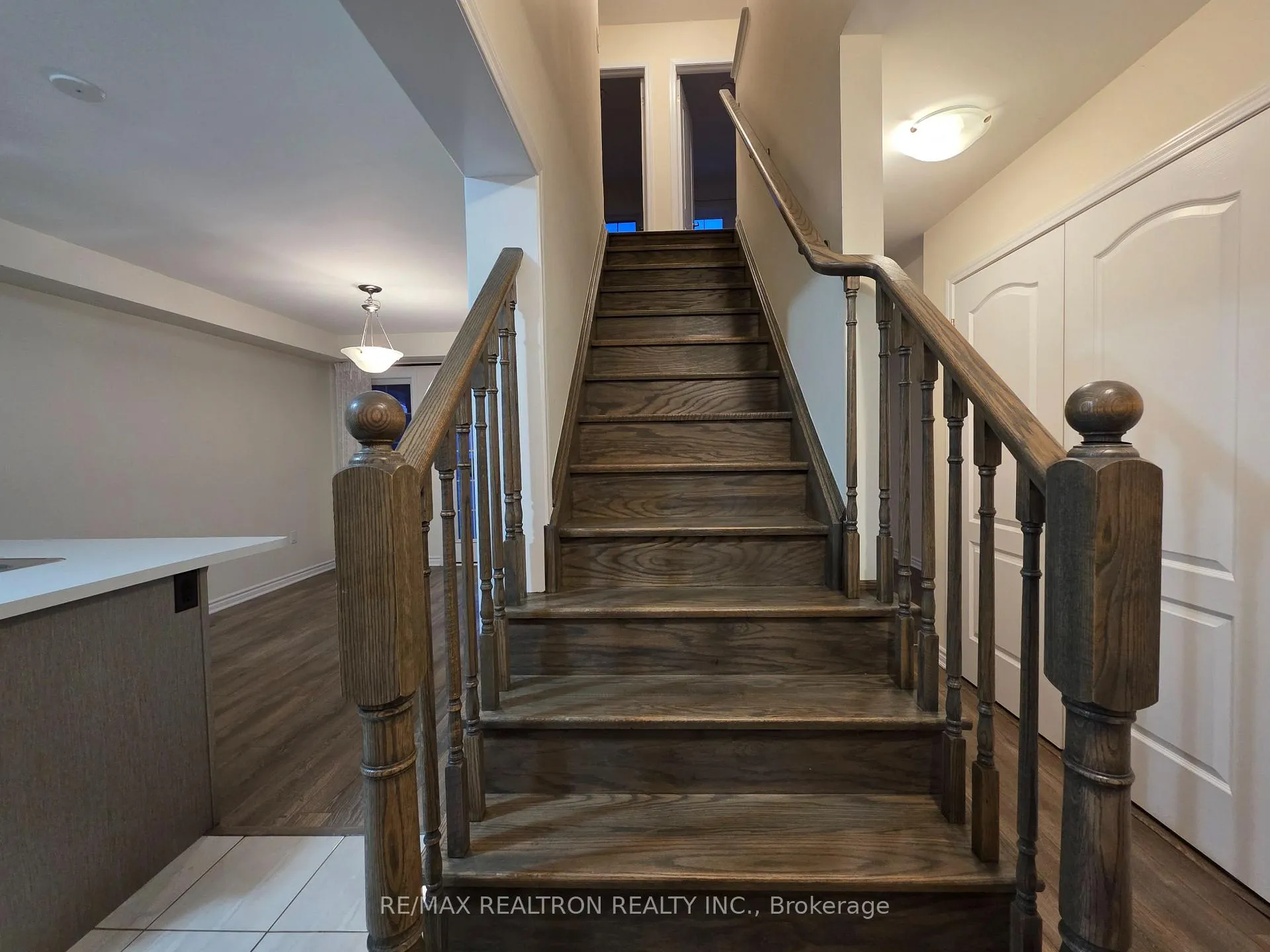 Photo 11 of 2495 Fall Harvest Crescent, Pickering, Rural Pickering — HOMEH