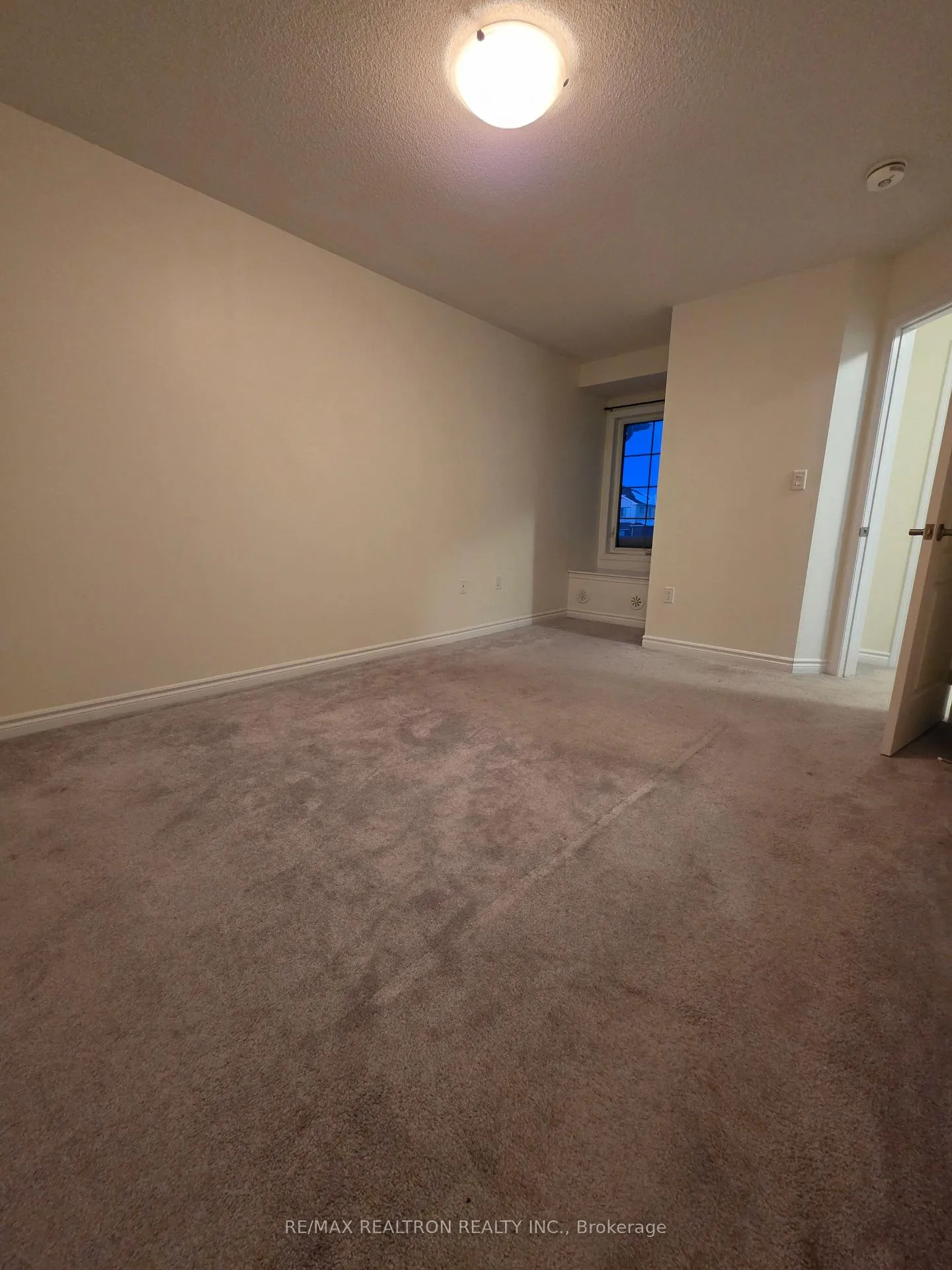Photo 18 of 2495 Fall Harvest Crescent, Pickering, Rural Pickering — HOMEH