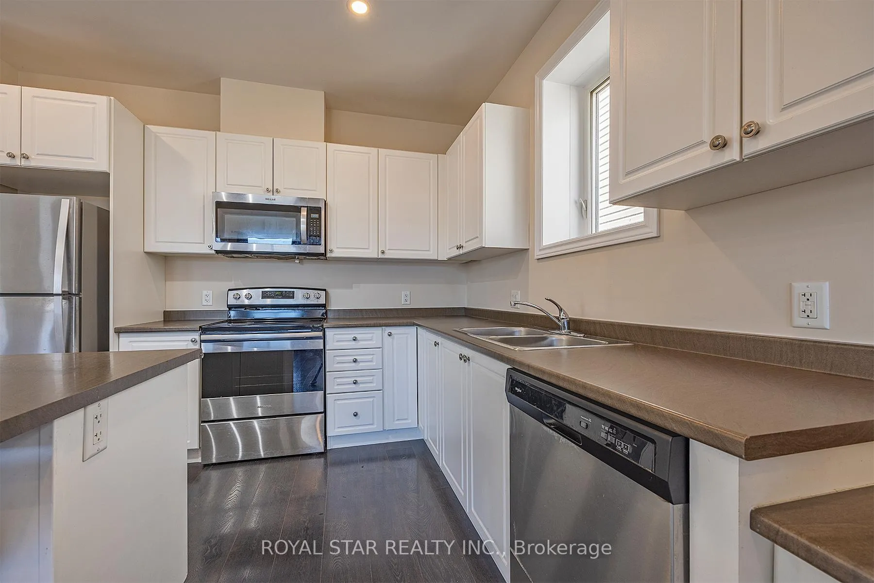 Photo 14 of 498 Beth Crescent, Kingston, City Northwest — HOMEH