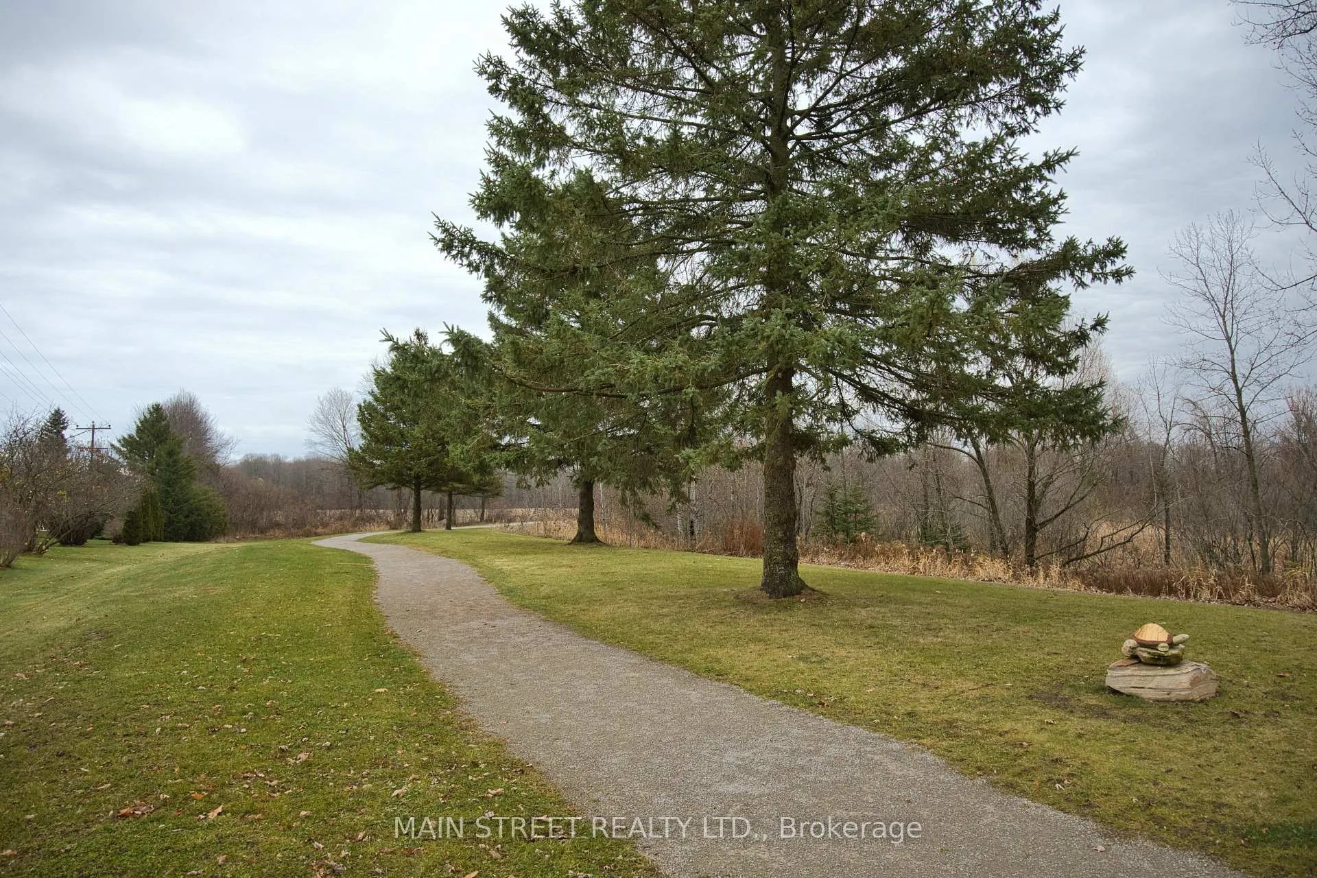 Photo 23 of 84 Corner Brook Trail, Innisfil, Rural Innisfil — HOMEH
