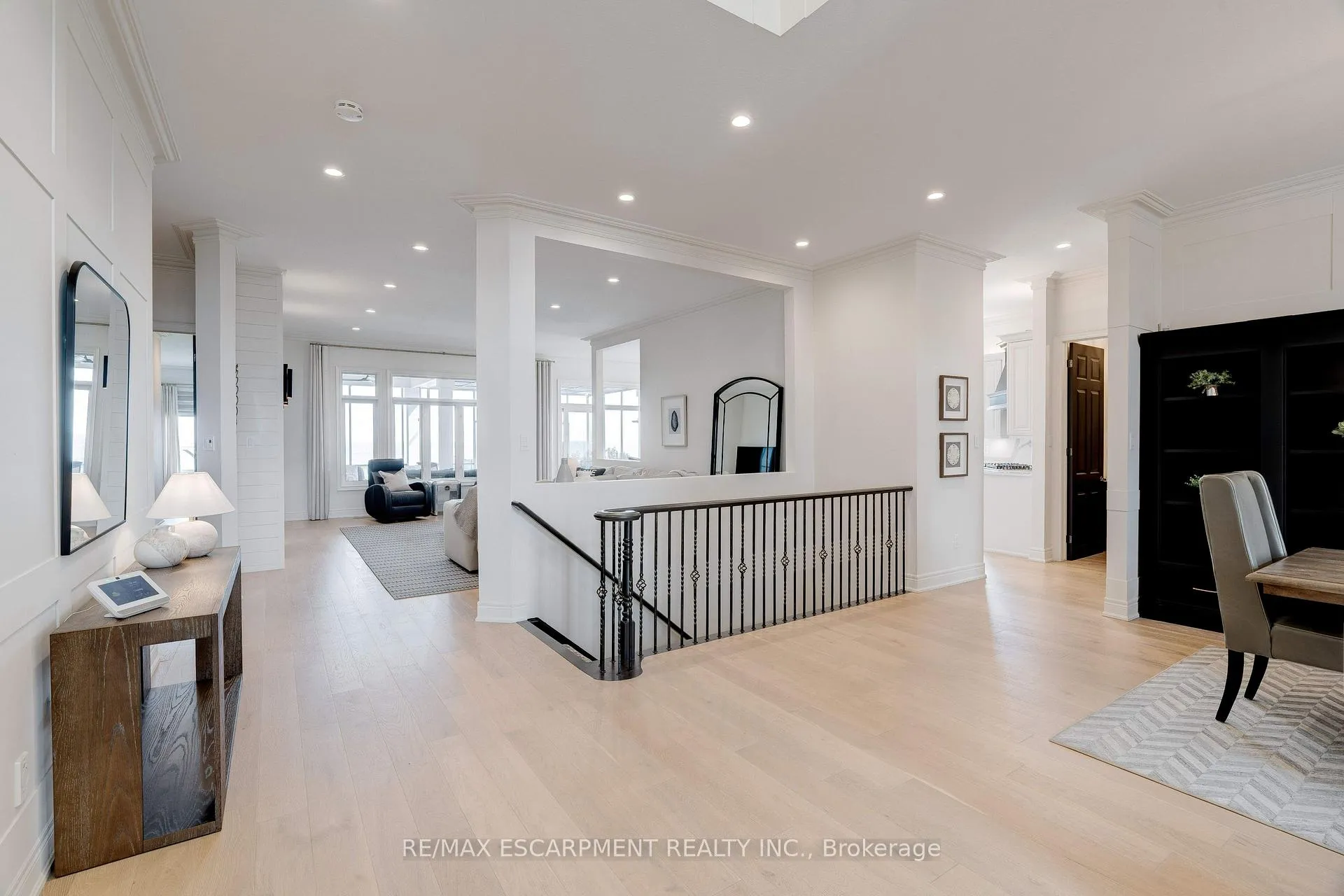 Photo 5 of 142 Watercrest Drive, Hamilton, Stoney Creek — HOMEH
