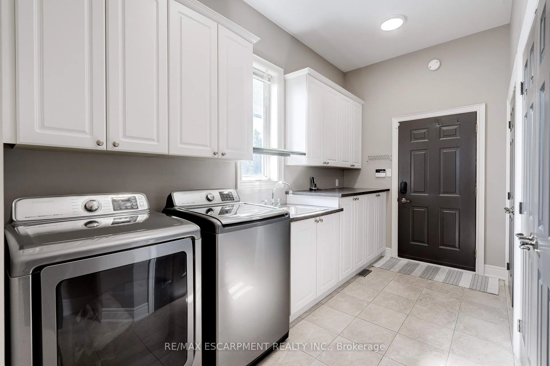 Photo 17 of 142 Watercrest Drive, Hamilton, Stoney Creek — HOMEH