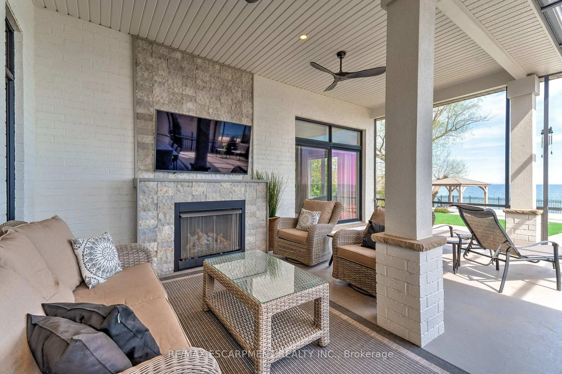 Photo 35 of 142 Watercrest Drive, Hamilton, Stoney Creek — HOMEH