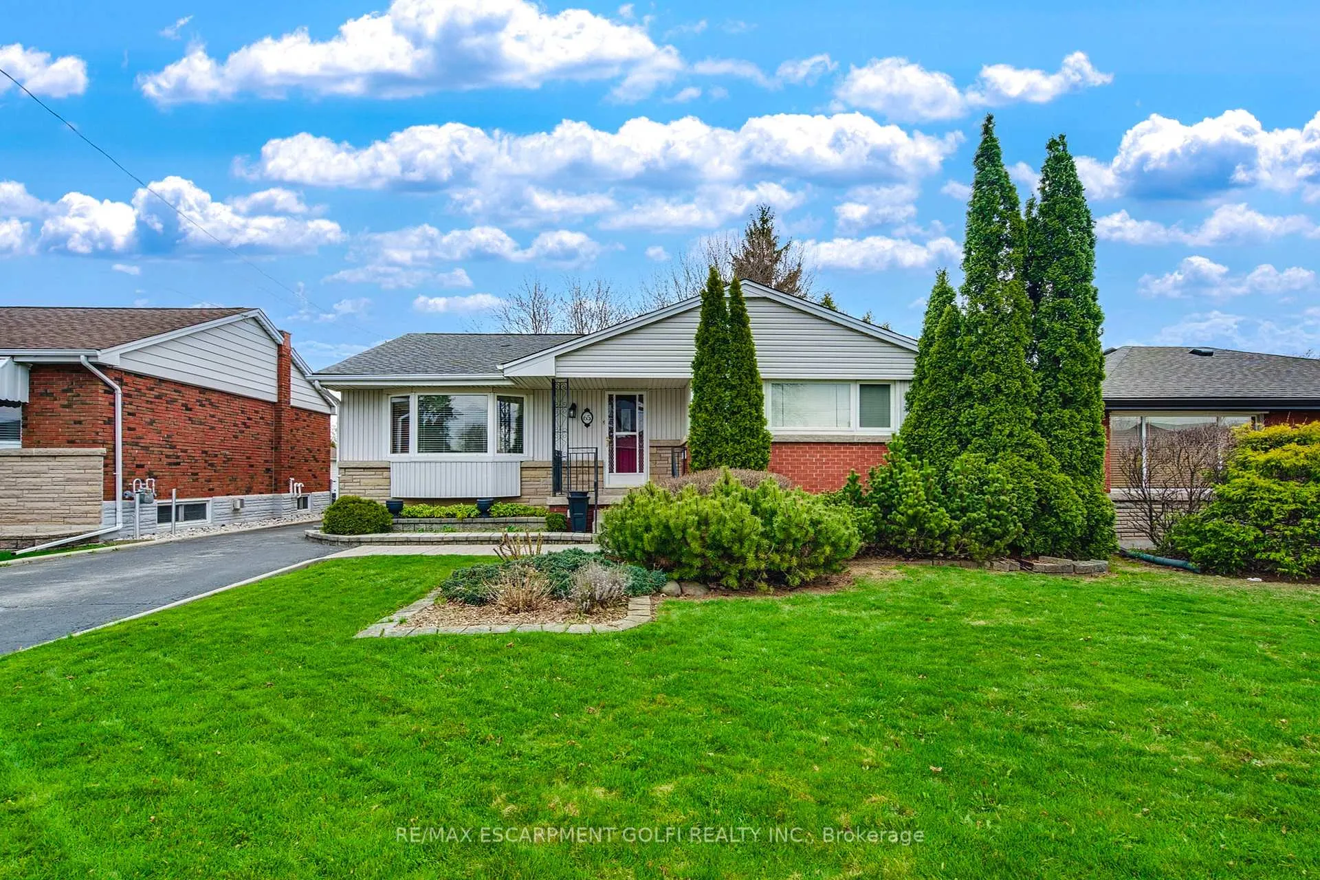 Photo 3 of 65 Warren Avenue, Hamilton, Balfour — HOMEH