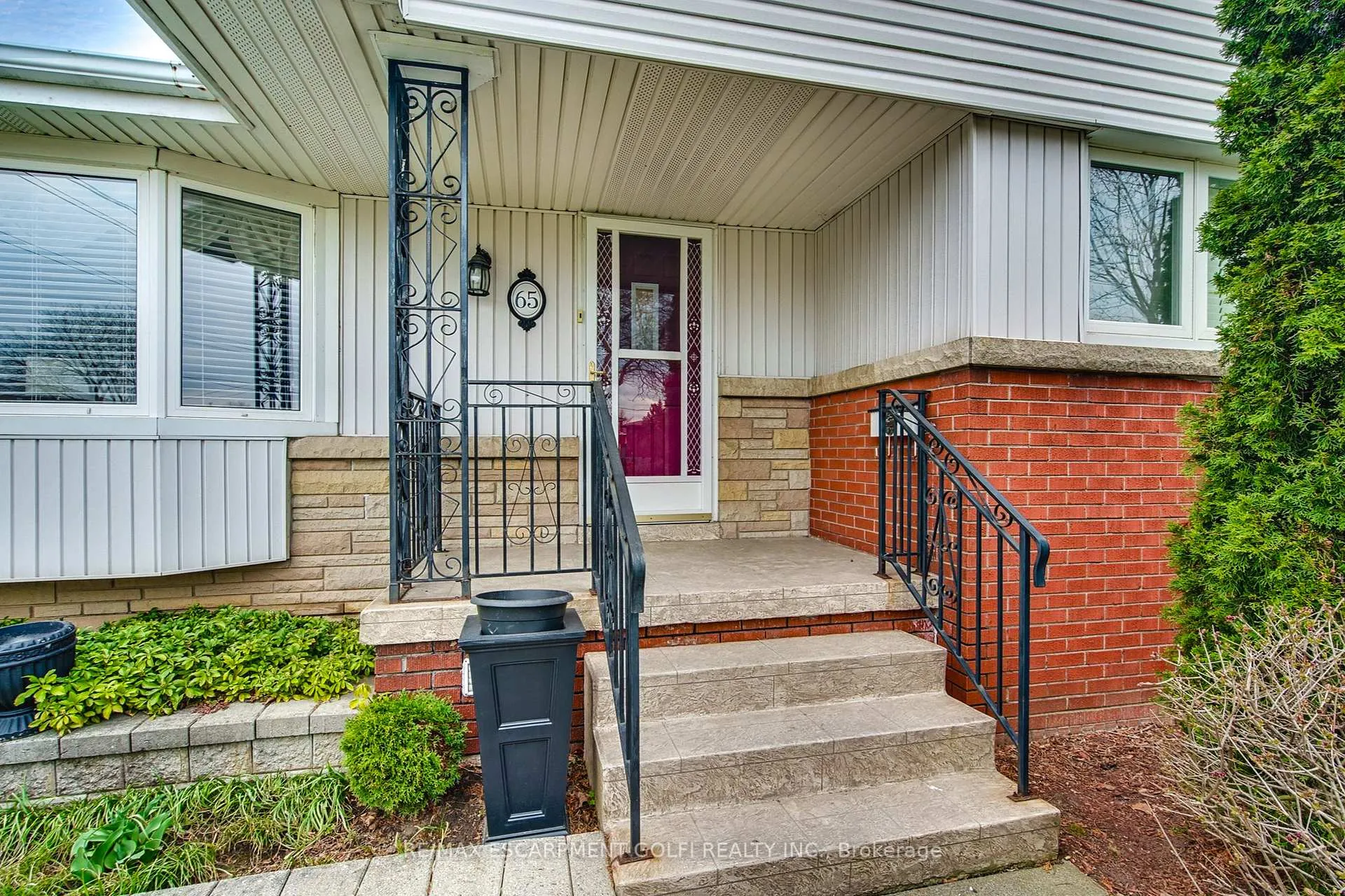 Photo 5 of 65 Warren Avenue, Hamilton, Balfour — HOMEH