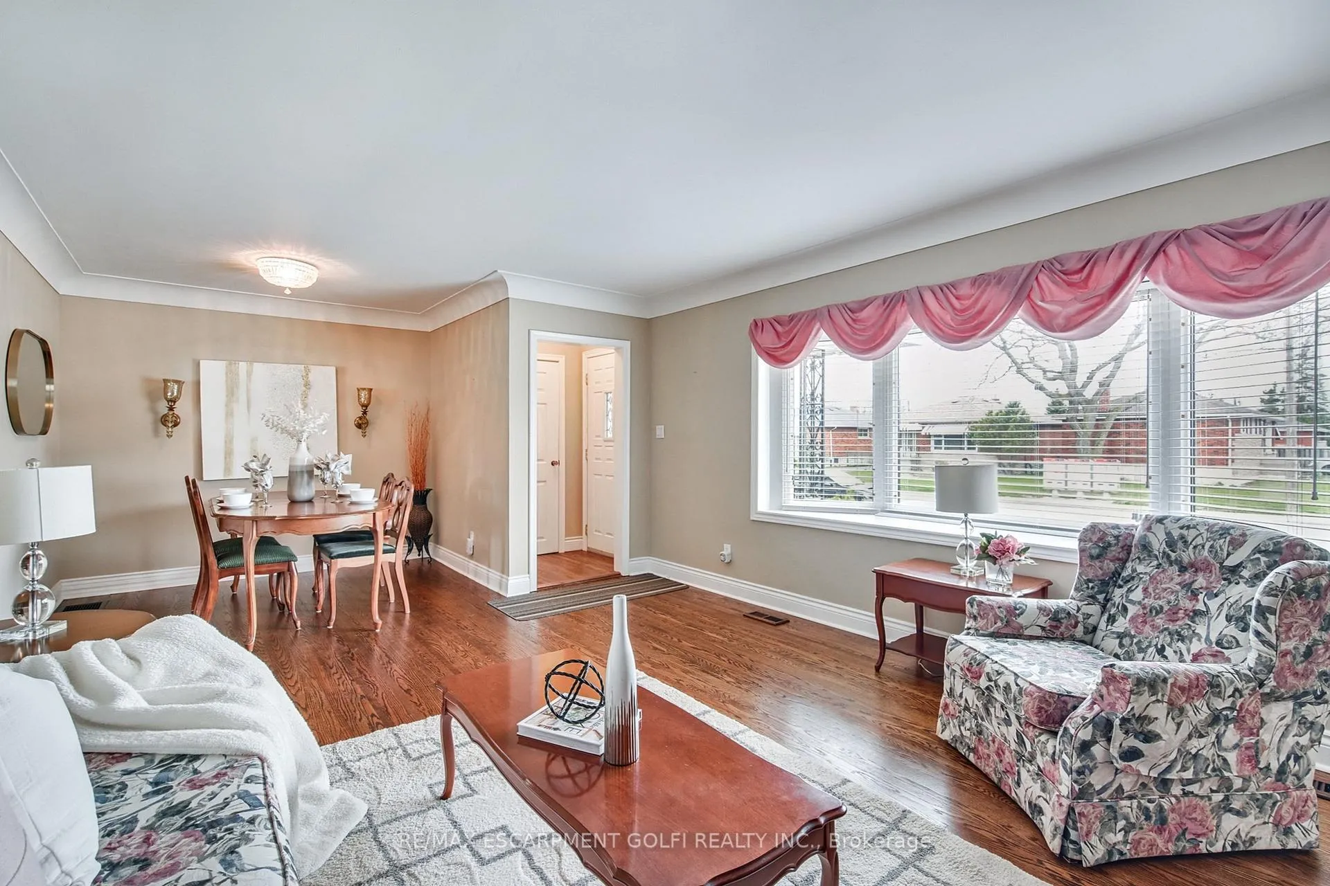 Photo 7 of 65 Warren Avenue, Hamilton, Balfour — HOMEH
