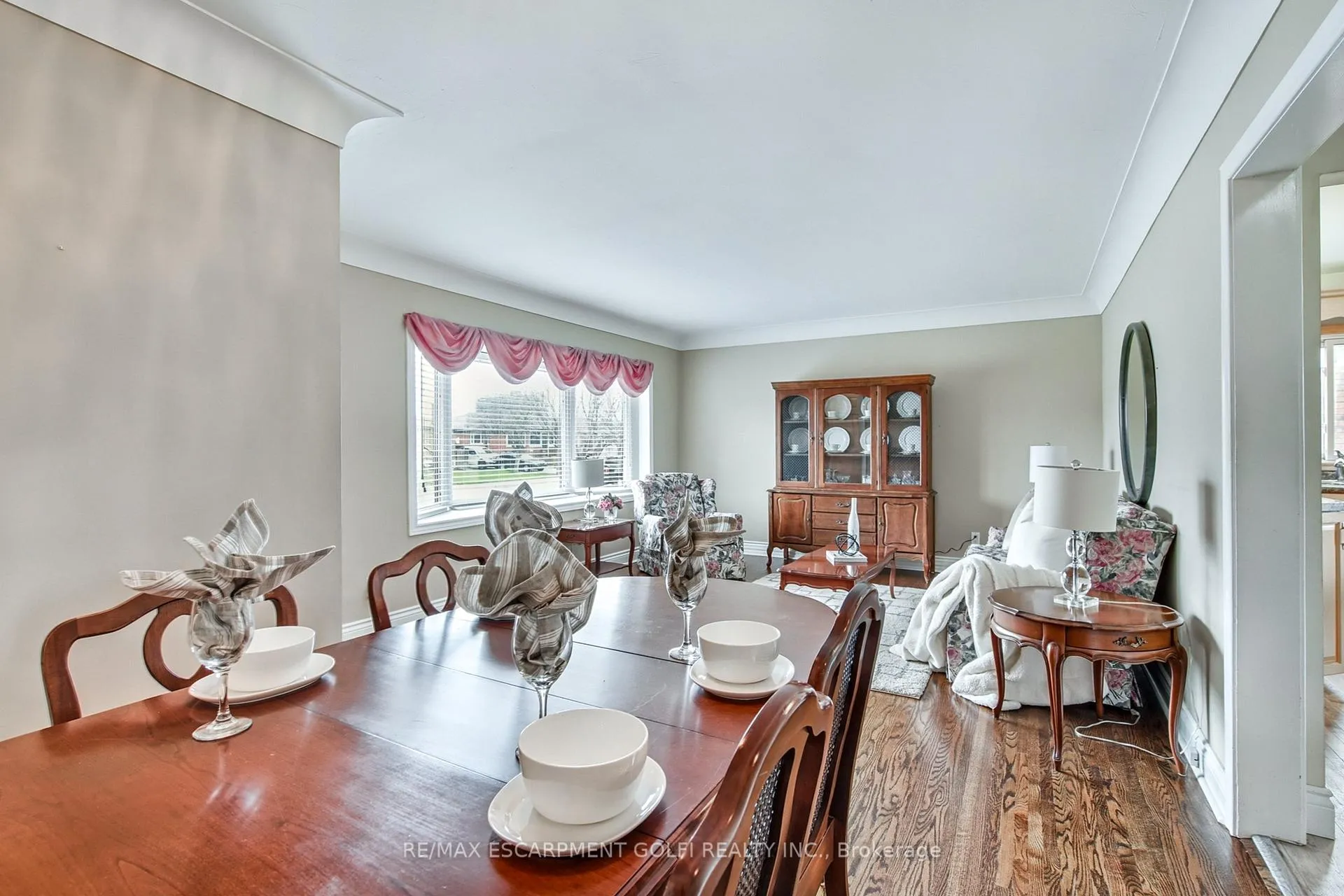 Photo 8 of 65 Warren Avenue, Hamilton, Balfour — HOMEH