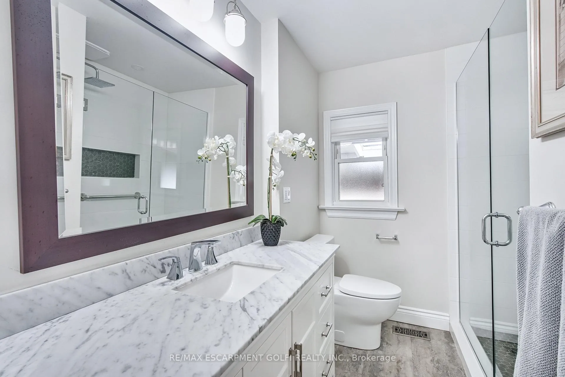 Photo 14 of 65 Warren Avenue, Hamilton, Balfour — HOMEH