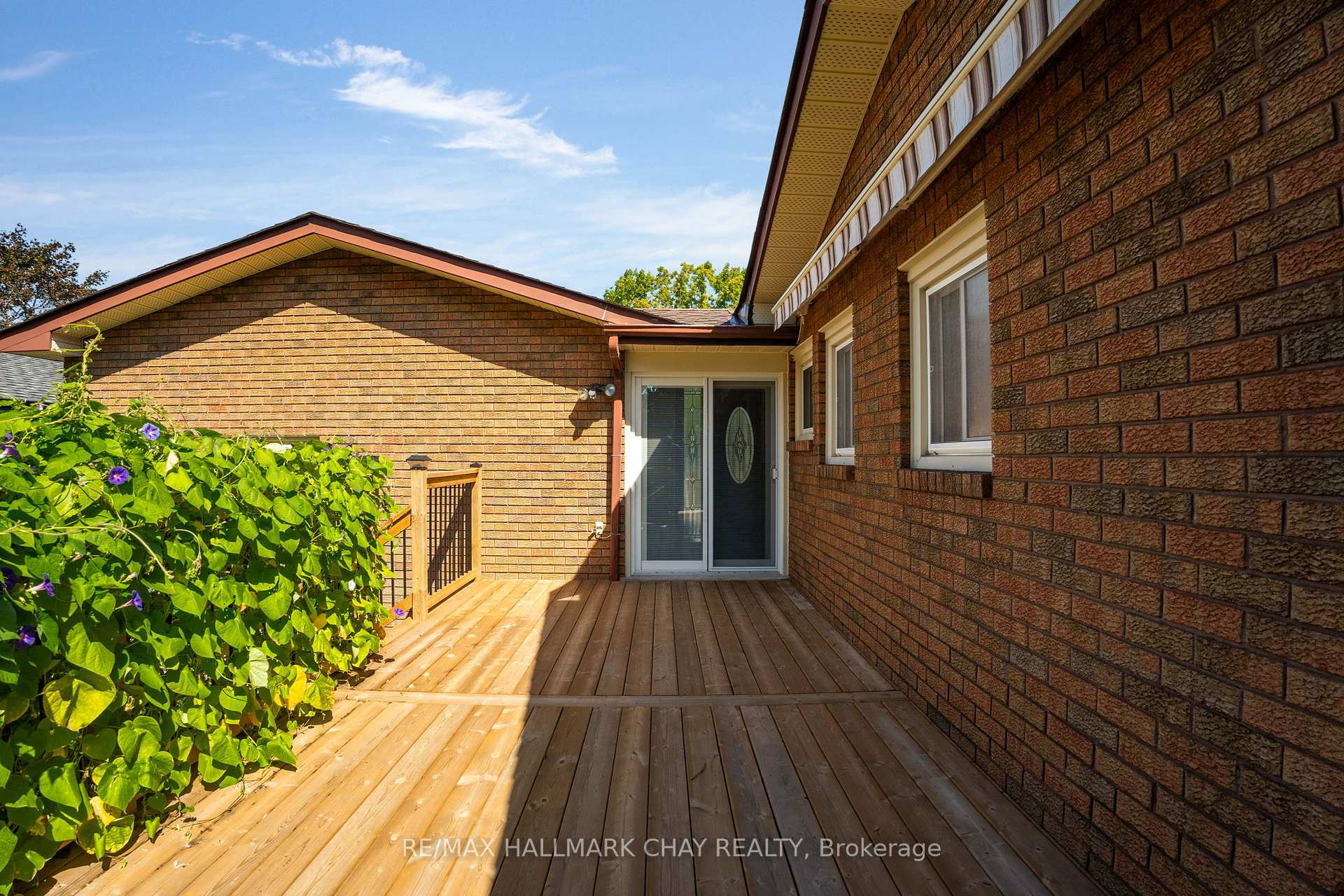 Photo 31 of 19 Algonquin Trail, Barrie, North Shore — HOMEH