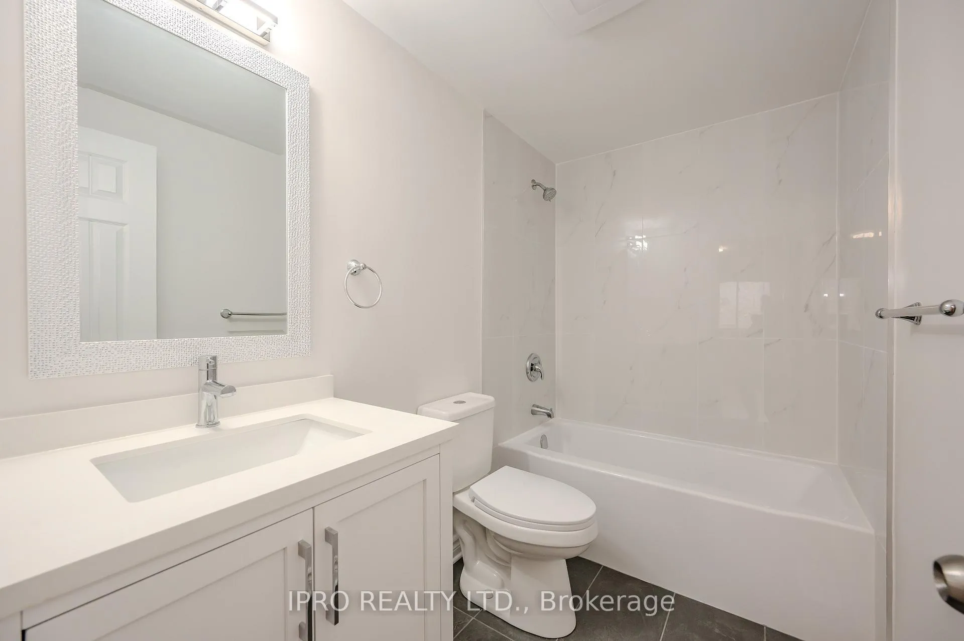 Photo 27 of 180 Westvale Drive, Waterloo — HOMEH