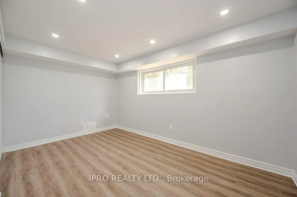 Photo 30 of 180 Westvale Drive, Waterloo — HOMEH