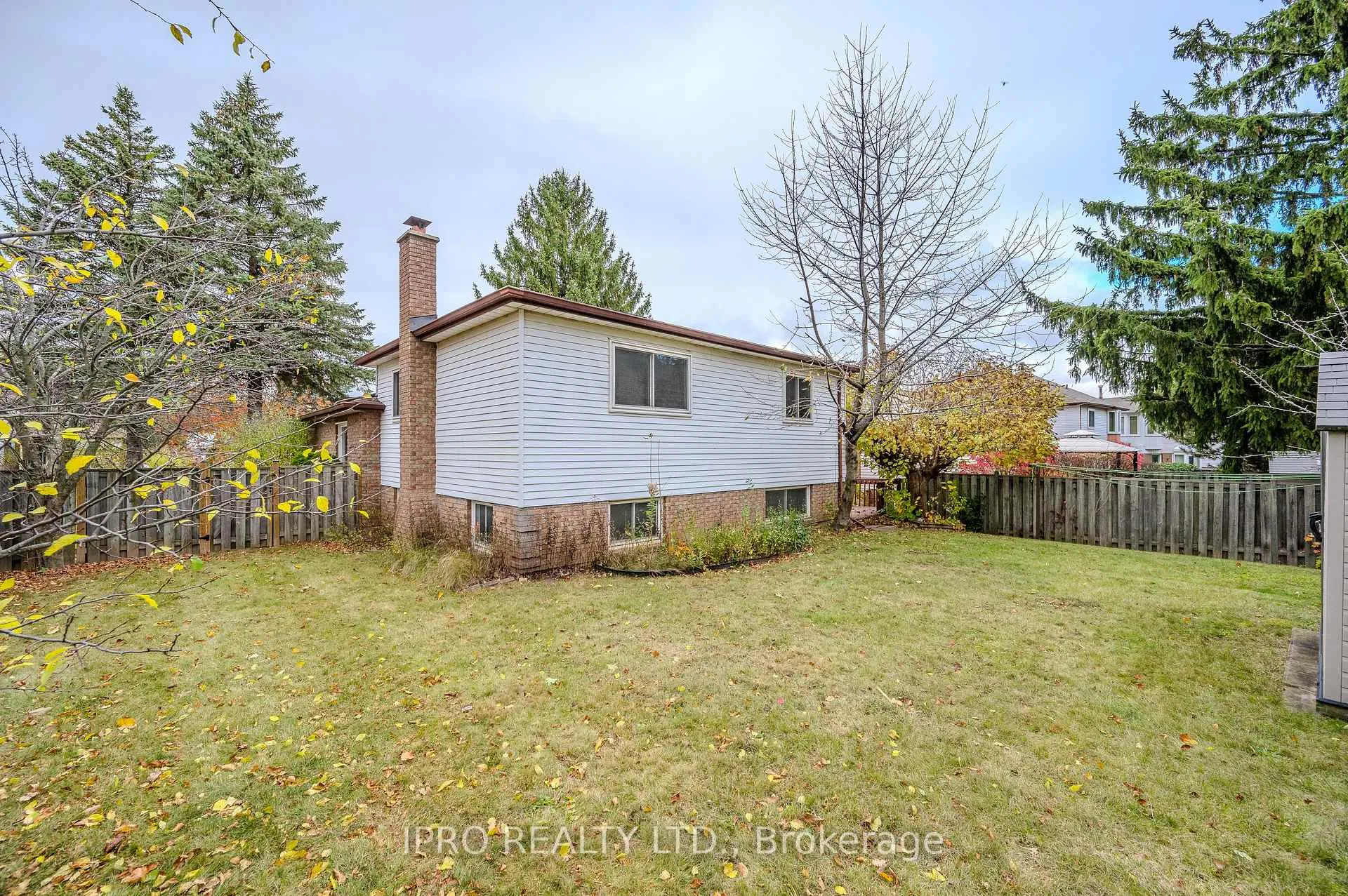 Photo 40 of 180 Westvale Drive, Waterloo — HOMEH