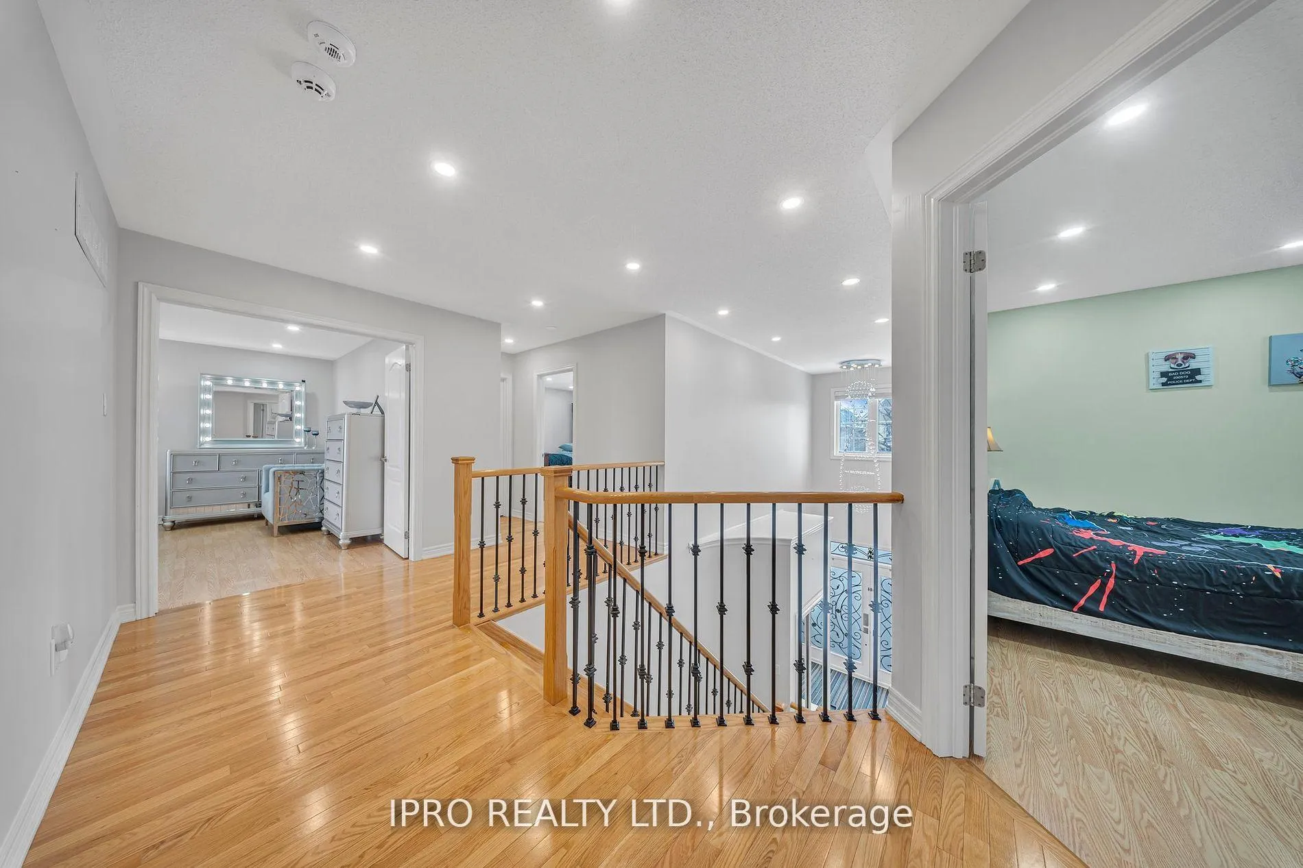 Photo 23 of 15 Frassino Drive, Vaughan, Vellore Village — HOMEH