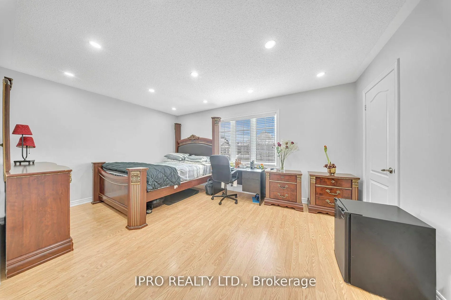 Photo 27 of 15 Frassino Drive, Vaughan, Vellore Village — HOMEH