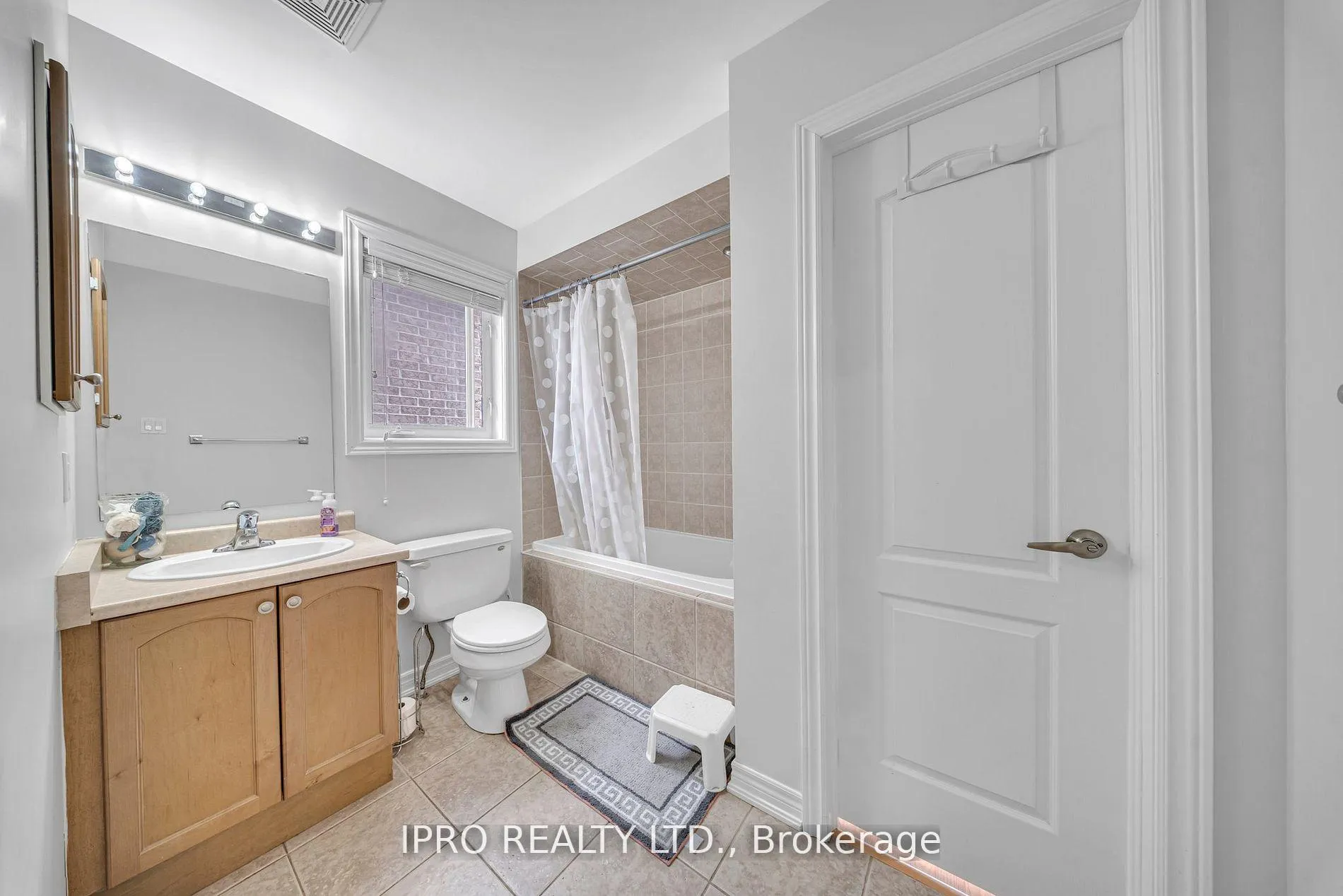 Photo 30 of 15 Frassino Drive, Vaughan, Vellore Village — HOMEH