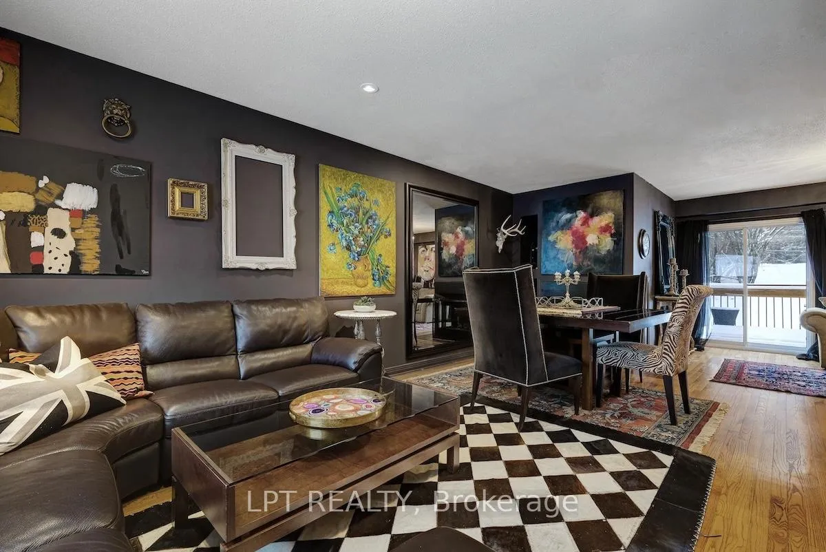 Photo 11 of 56 Sandhurst Court, Ottawa, Mooneys Bay/Riverside Park — HOMEH