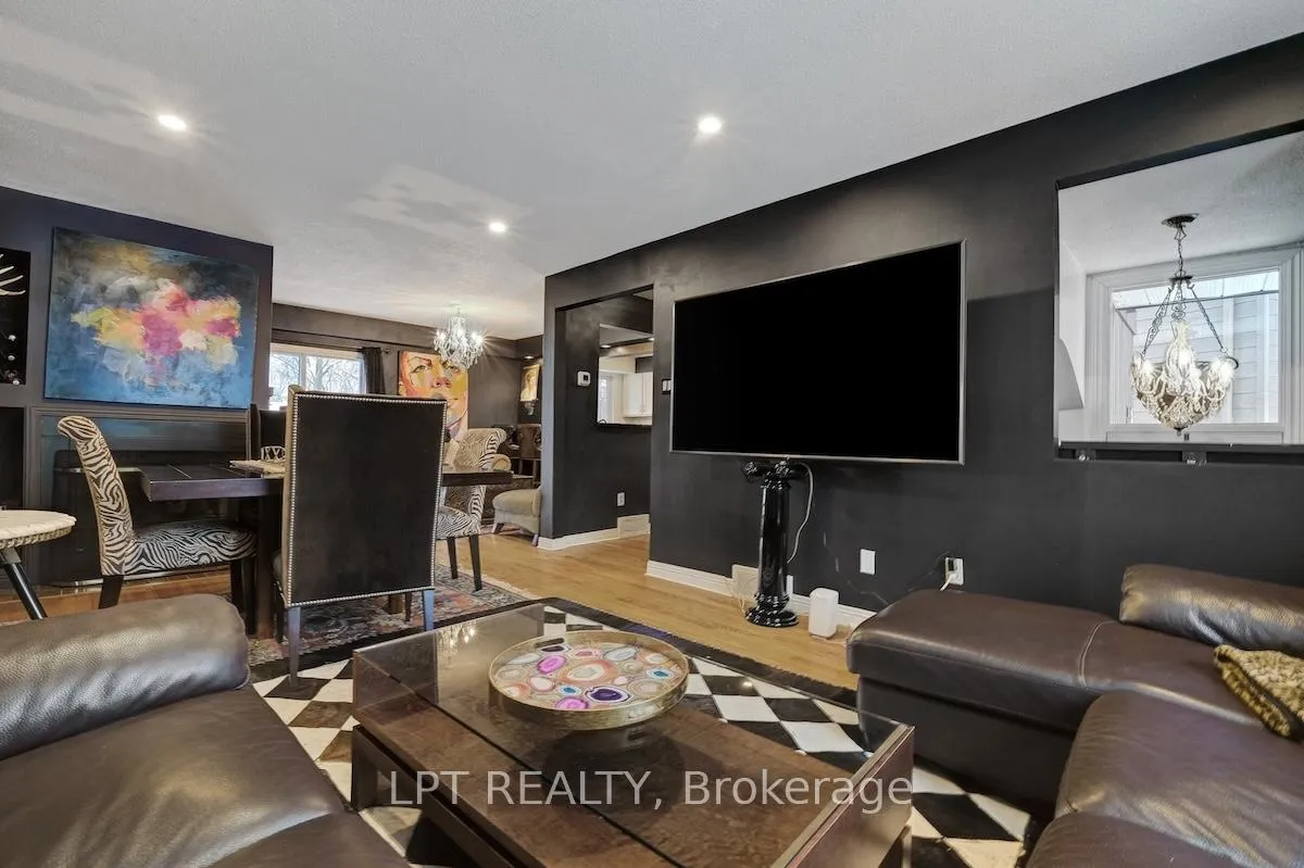 Photo 12 of 56 Sandhurst Court, Ottawa, Mooneys Bay/Riverside Park — HOMEH
