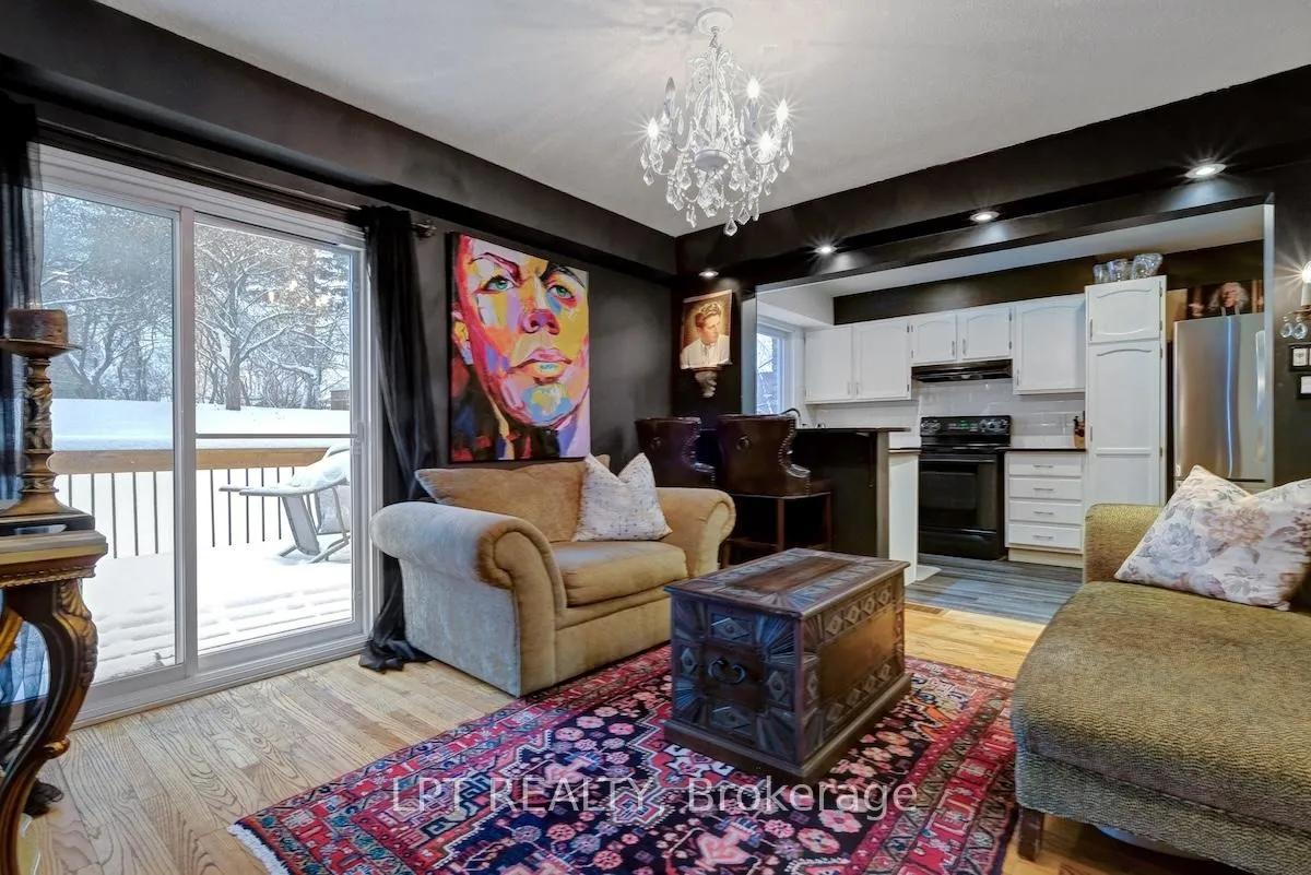 Photo 16 of 56 Sandhurst Court, Ottawa, Mooneys Bay/Riverside Park — HOMEH