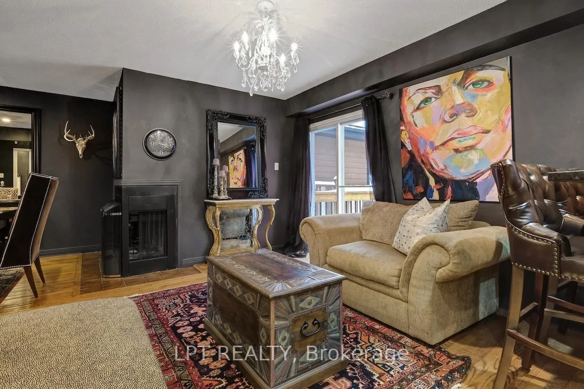 Photo 18 of 56 Sandhurst Court, Ottawa, Mooneys Bay/Riverside Park — HOMEH