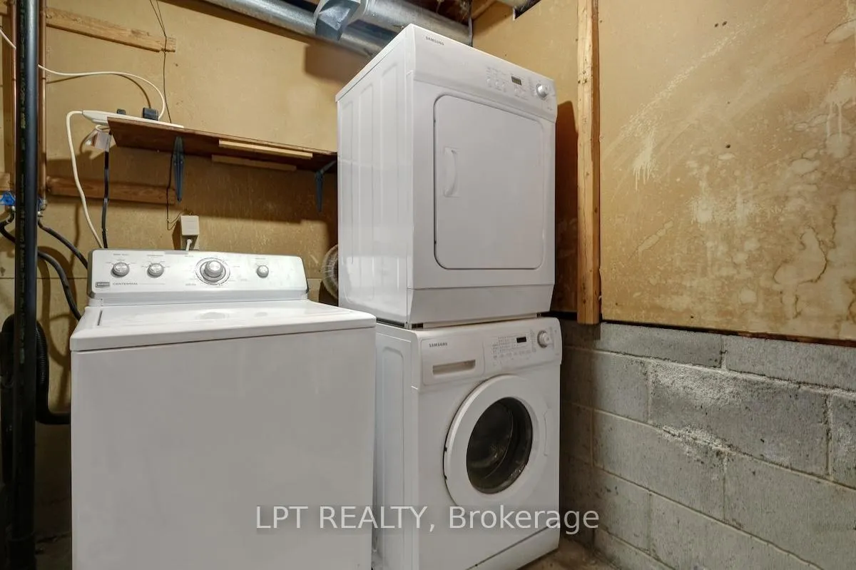 Photo 37 of 56 Sandhurst Court, Ottawa, Mooneys Bay/Riverside Park — HOMEH