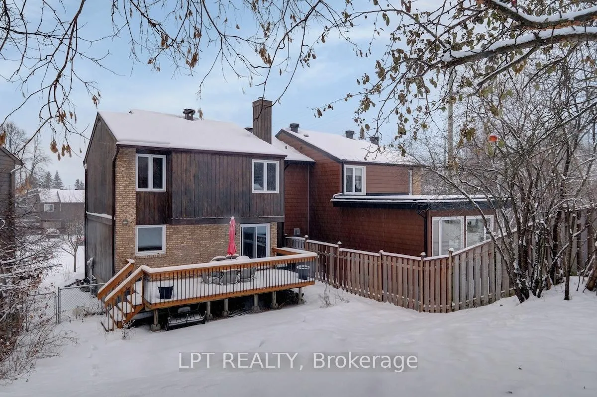 Photo 38 of 56 Sandhurst Court, Ottawa, Mooneys Bay/Riverside Park — HOMEH