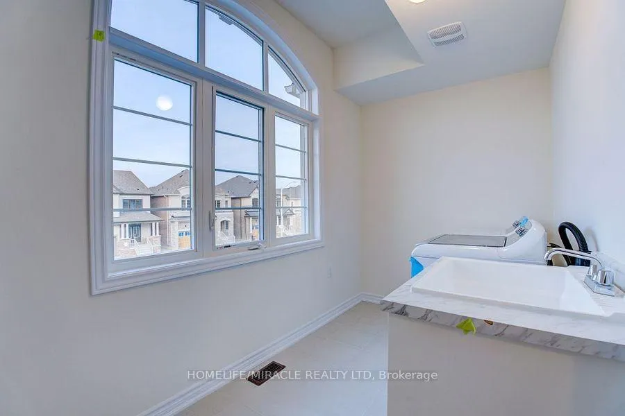 Photo 13 of 1210 Shankel Road, Oshawa, O'Neill — HOMEH