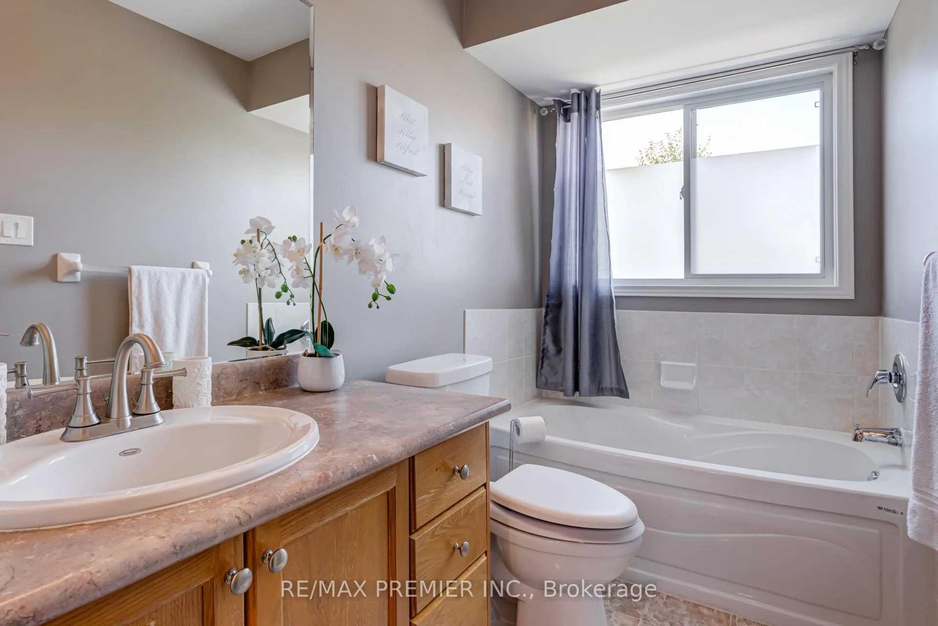 Photo 27 of 89 Ronan Crescent, Vaughan, Sonoma Heights — HOMEH