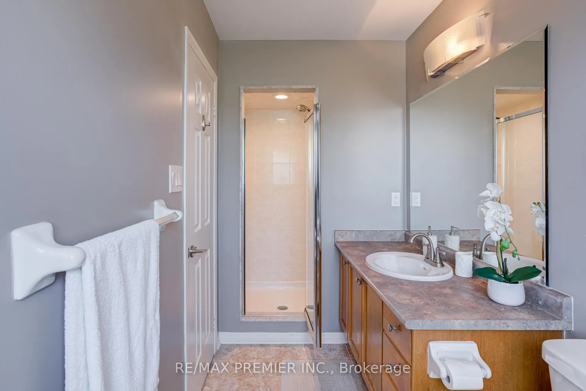 Photo 28 of 89 Ronan Crescent, Vaughan, Sonoma Heights — HOMEH