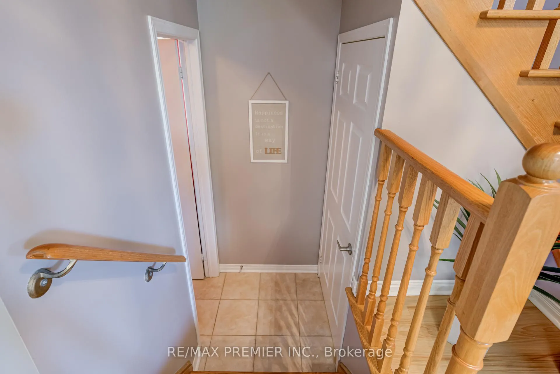 Photo 36 of 89 Ronan Crescent, Vaughan, Sonoma Heights — HOMEH