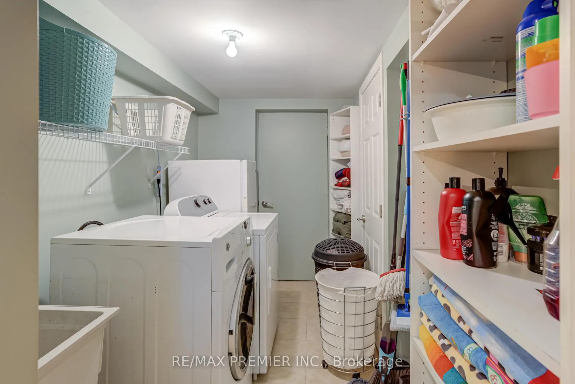 Photo 42 of 89 Ronan Crescent, Vaughan, Sonoma Heights — HOMEH