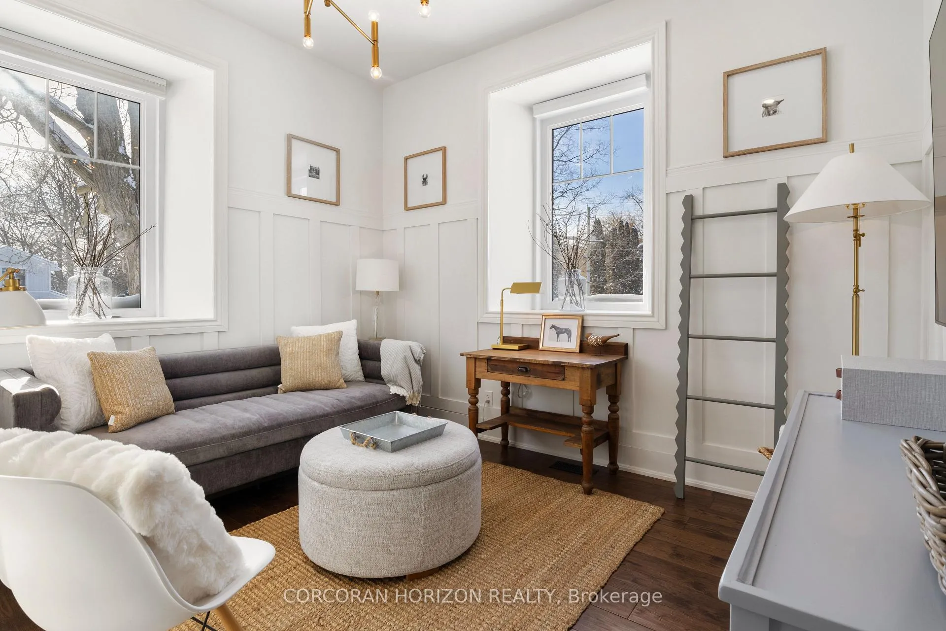 Photo 5 of 320 Whitmore Drive, Waterloo, Colonial Acres — HOMEH