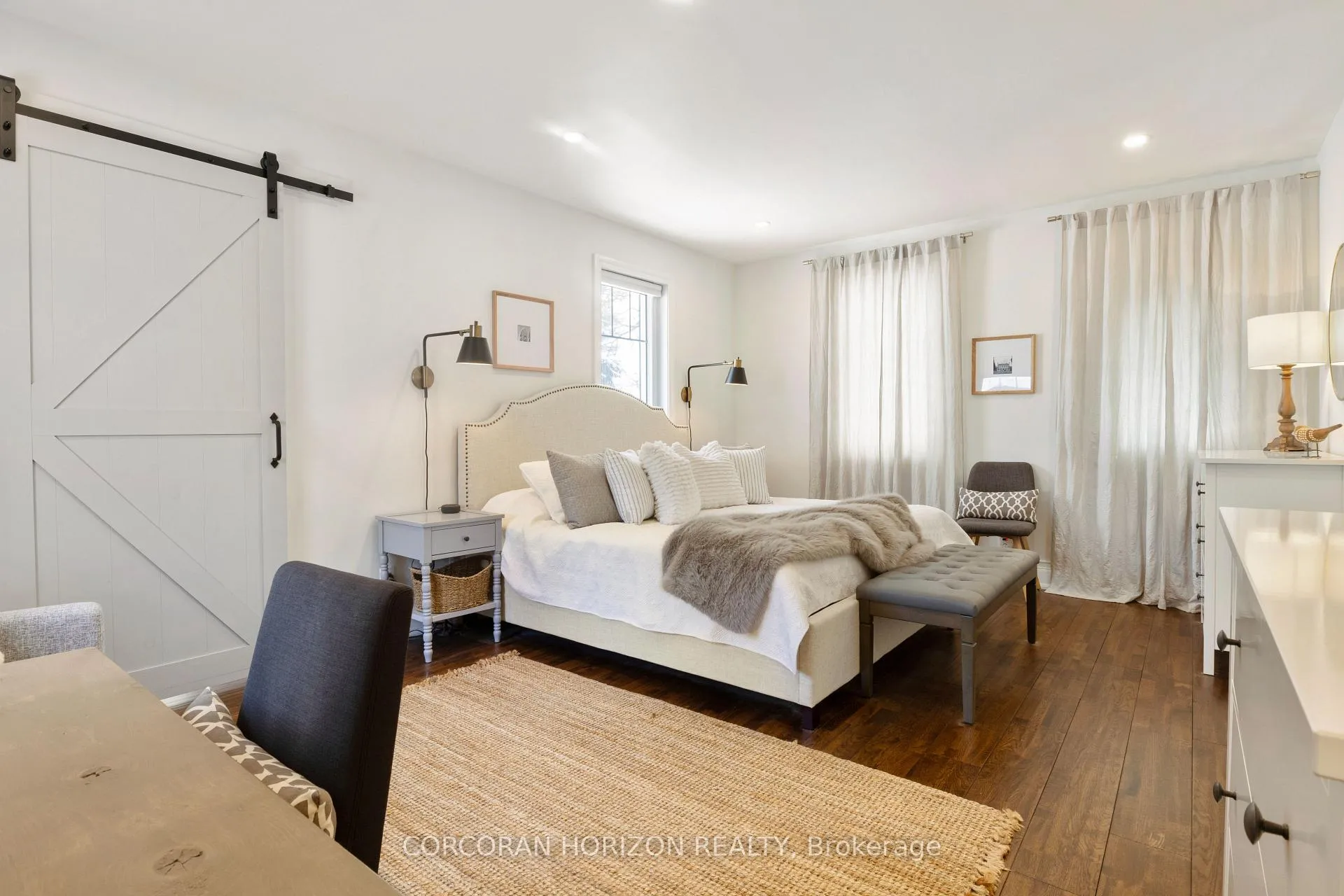 Photo 15 of 320 Whitmore Drive, Waterloo, Colonial Acres — HOMEH