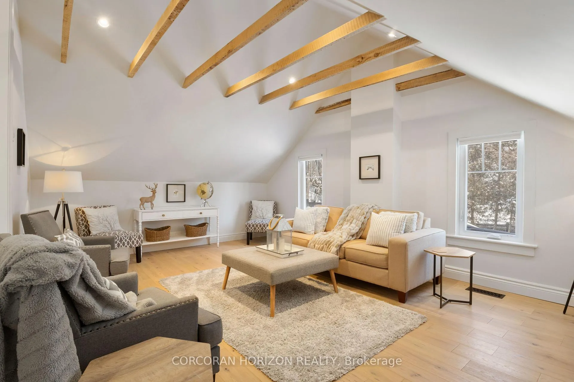 Photo 26 of 320 Whitmore Drive, Waterloo, Colonial Acres — HOMEH