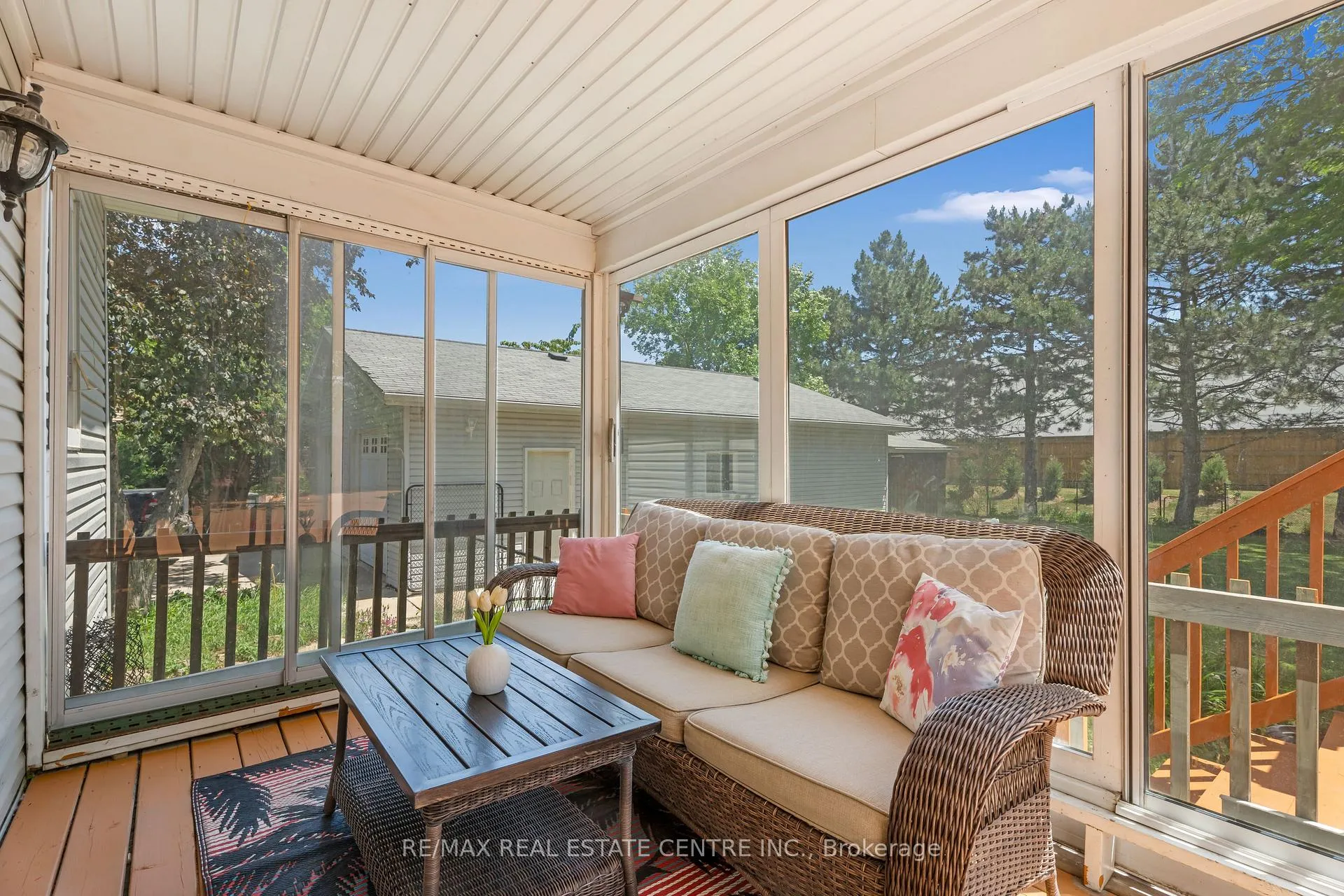 Photo 26 of 324 McNeilly Road, Hamilton, Winona — HOMEH