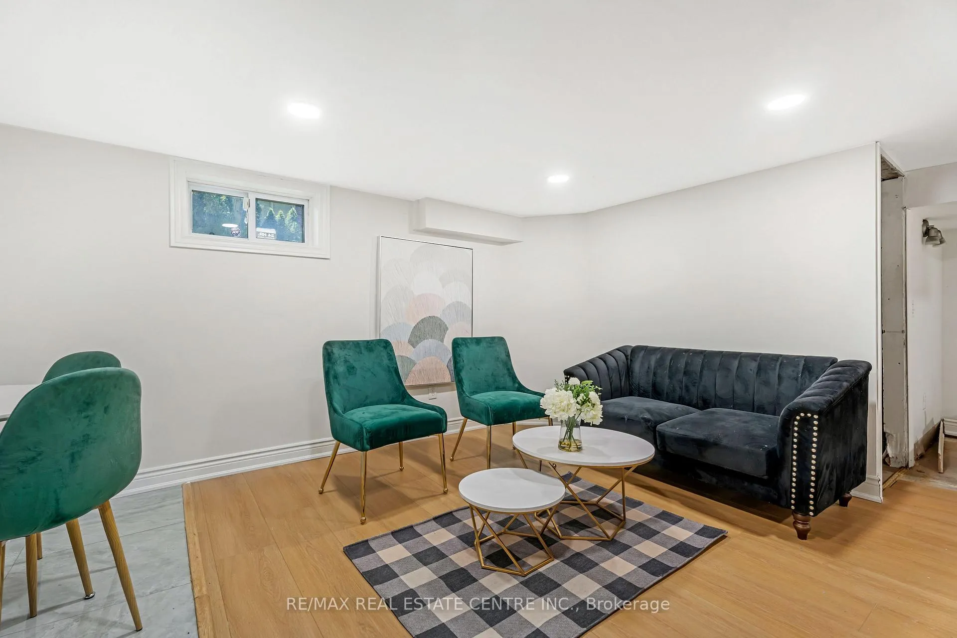 Photo 30 of 324 McNeilly Road, Hamilton, Winona — HOMEH