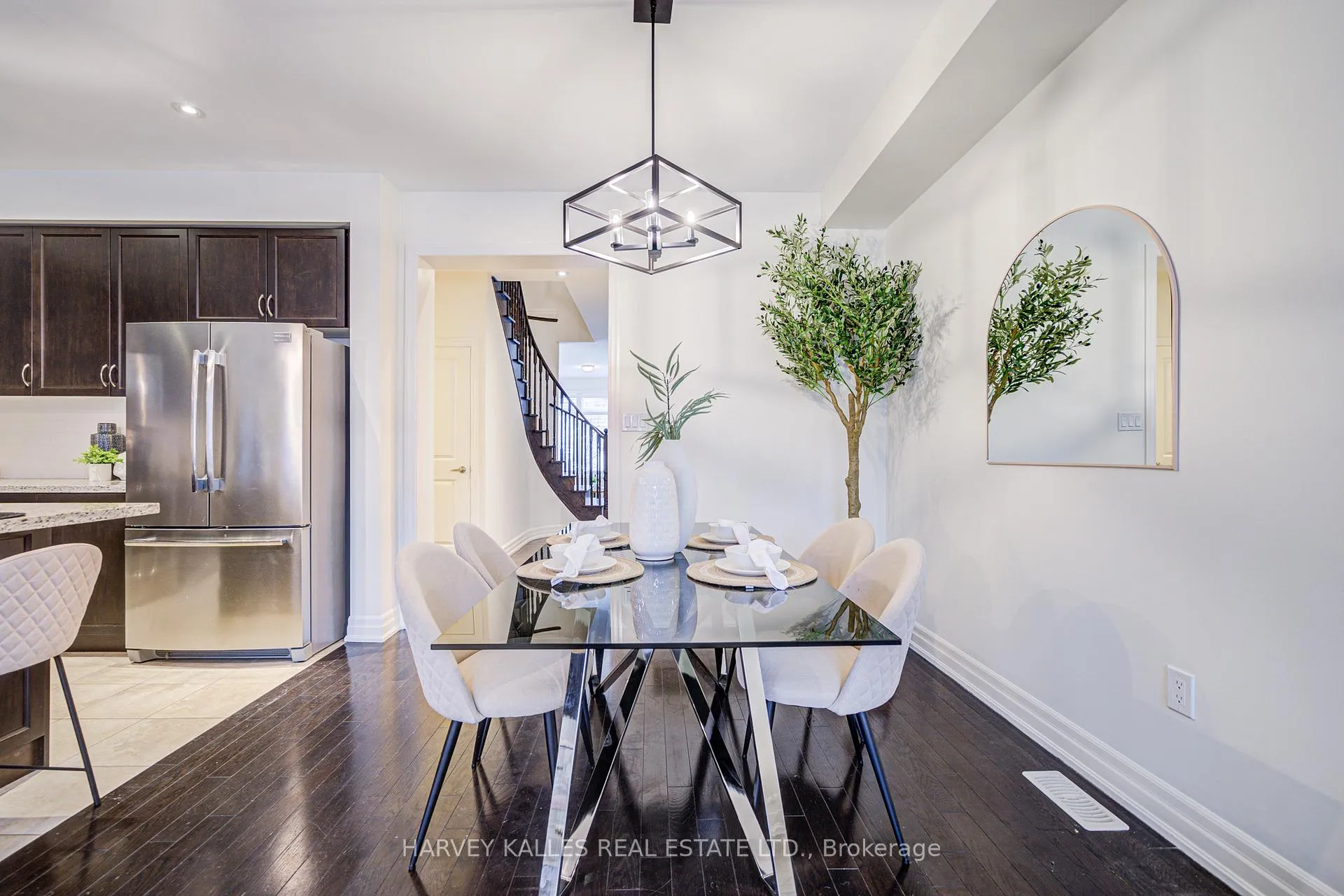 Photo 19 of 20 Claudview Street, King, King City — HOMEH